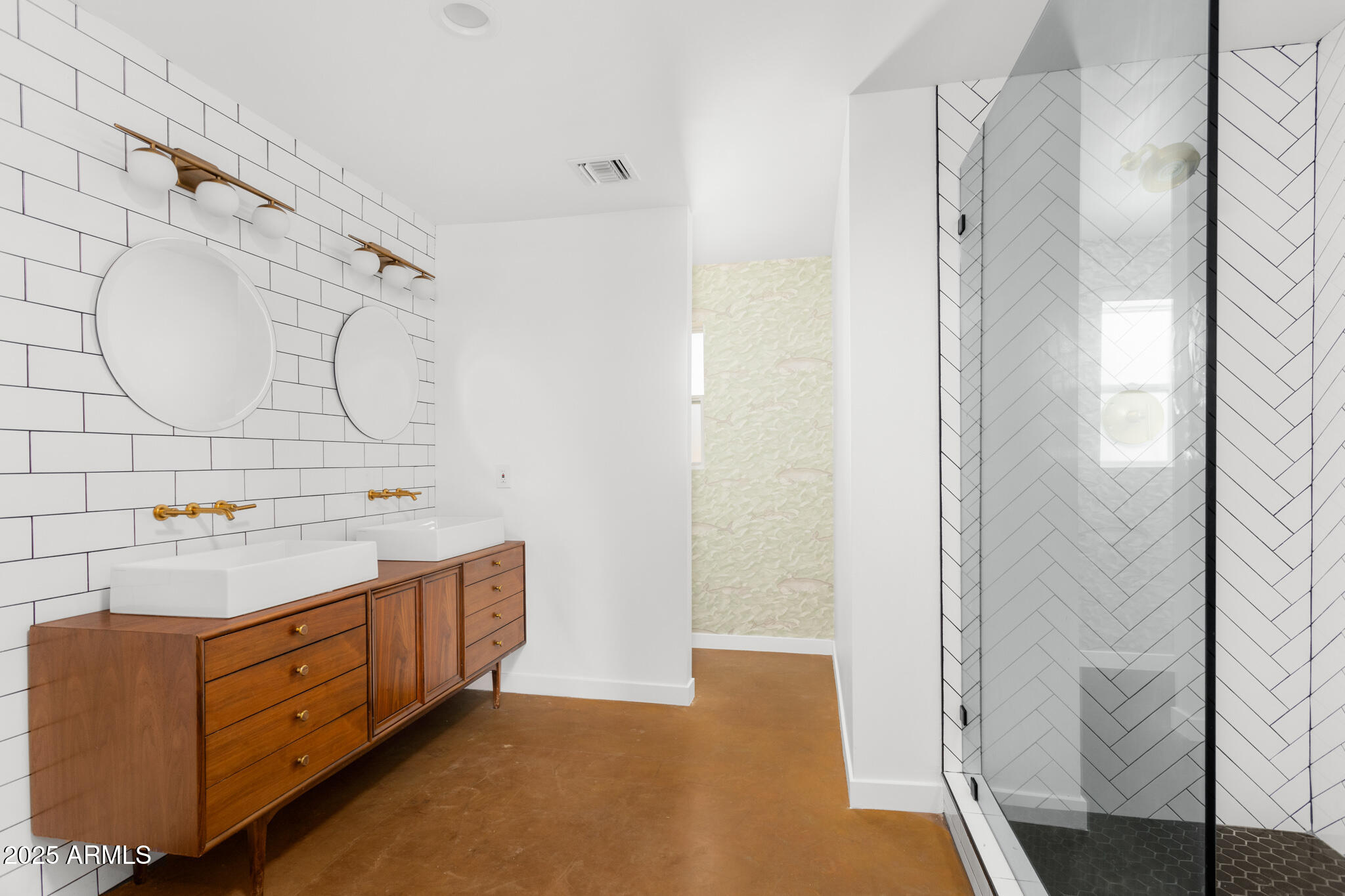 3634 E PICCADILLY Road