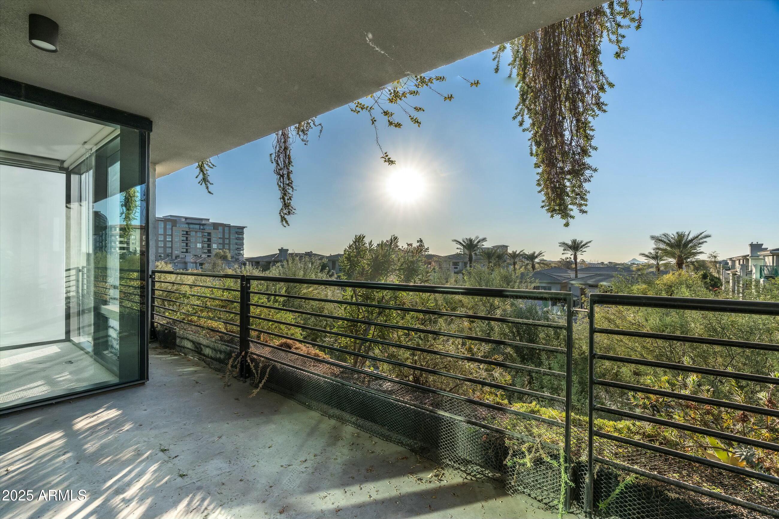 7120 E KIERLAND Boulevard 311