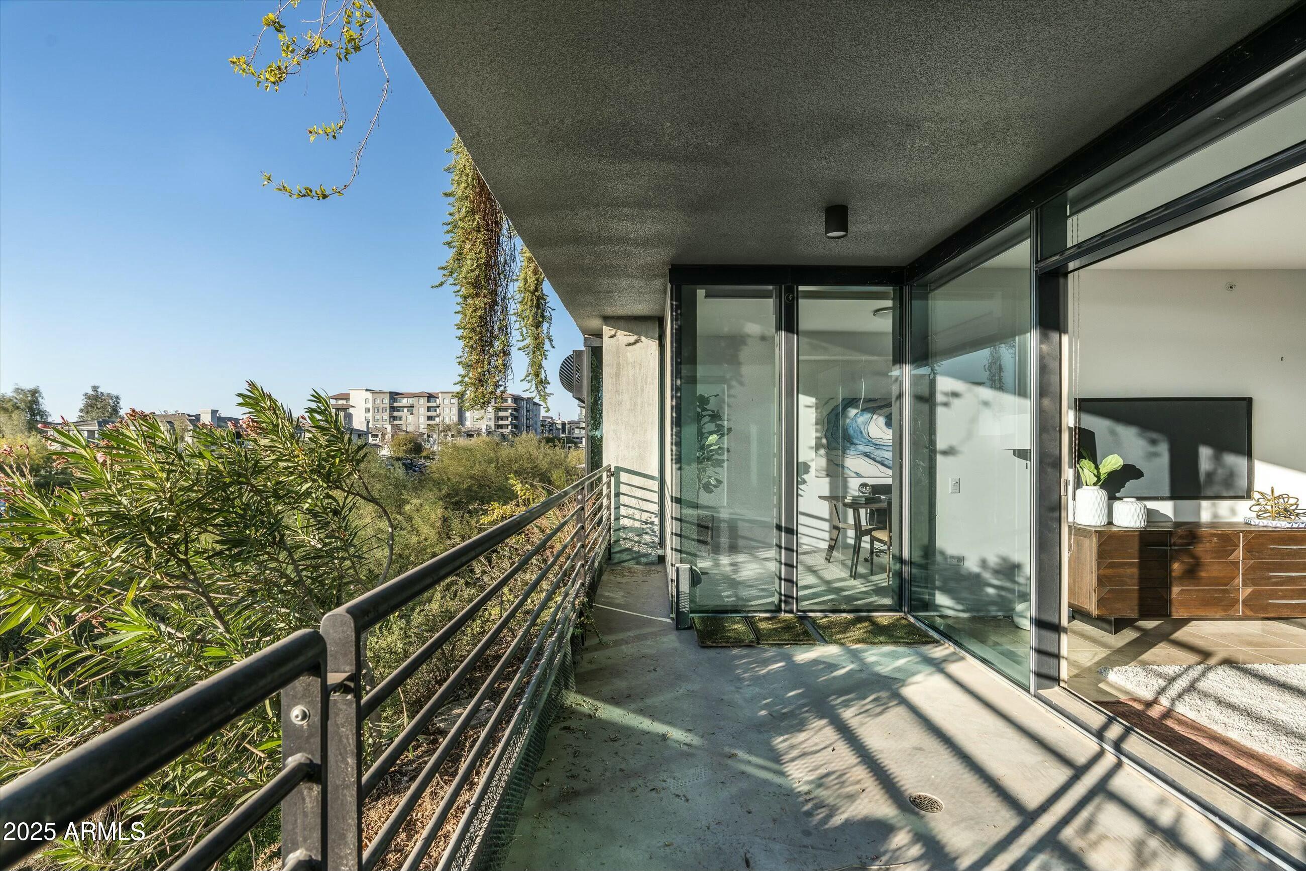 7120 E KIERLAND Boulevard 311