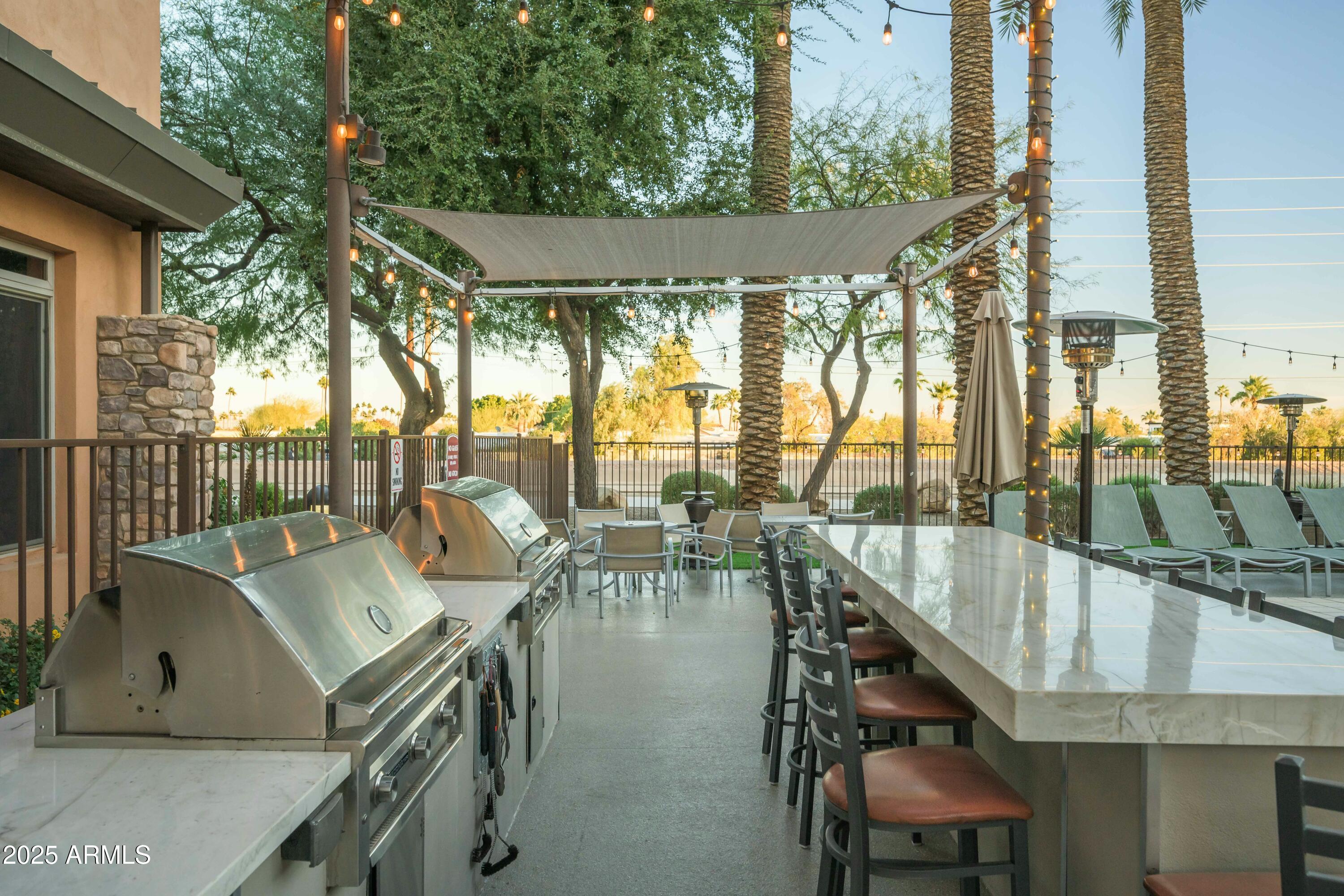 4805 N WOODMERE FAIRWAY Lane 1012