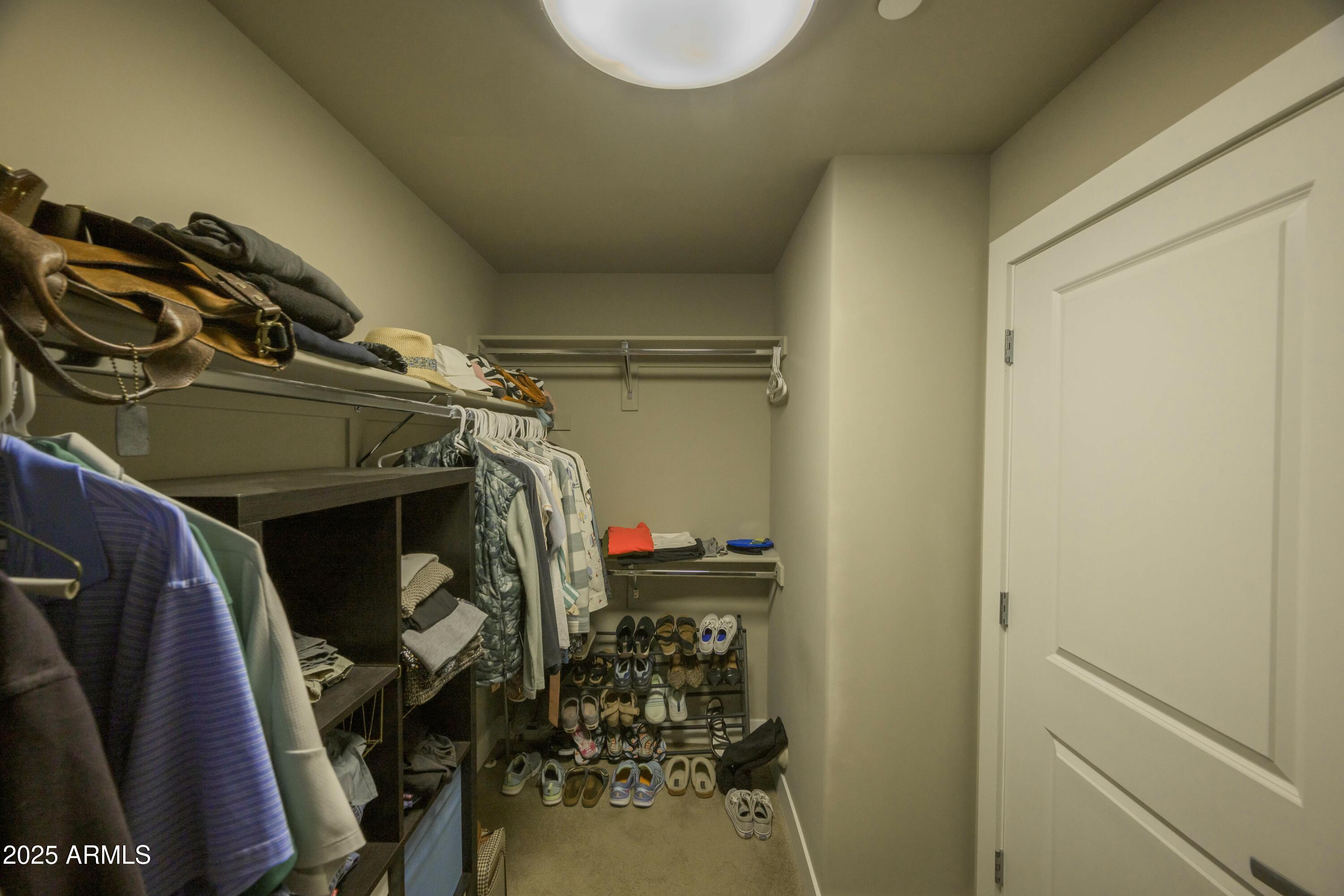 4805 N WOODMERE FAIRWAY Lane 1012