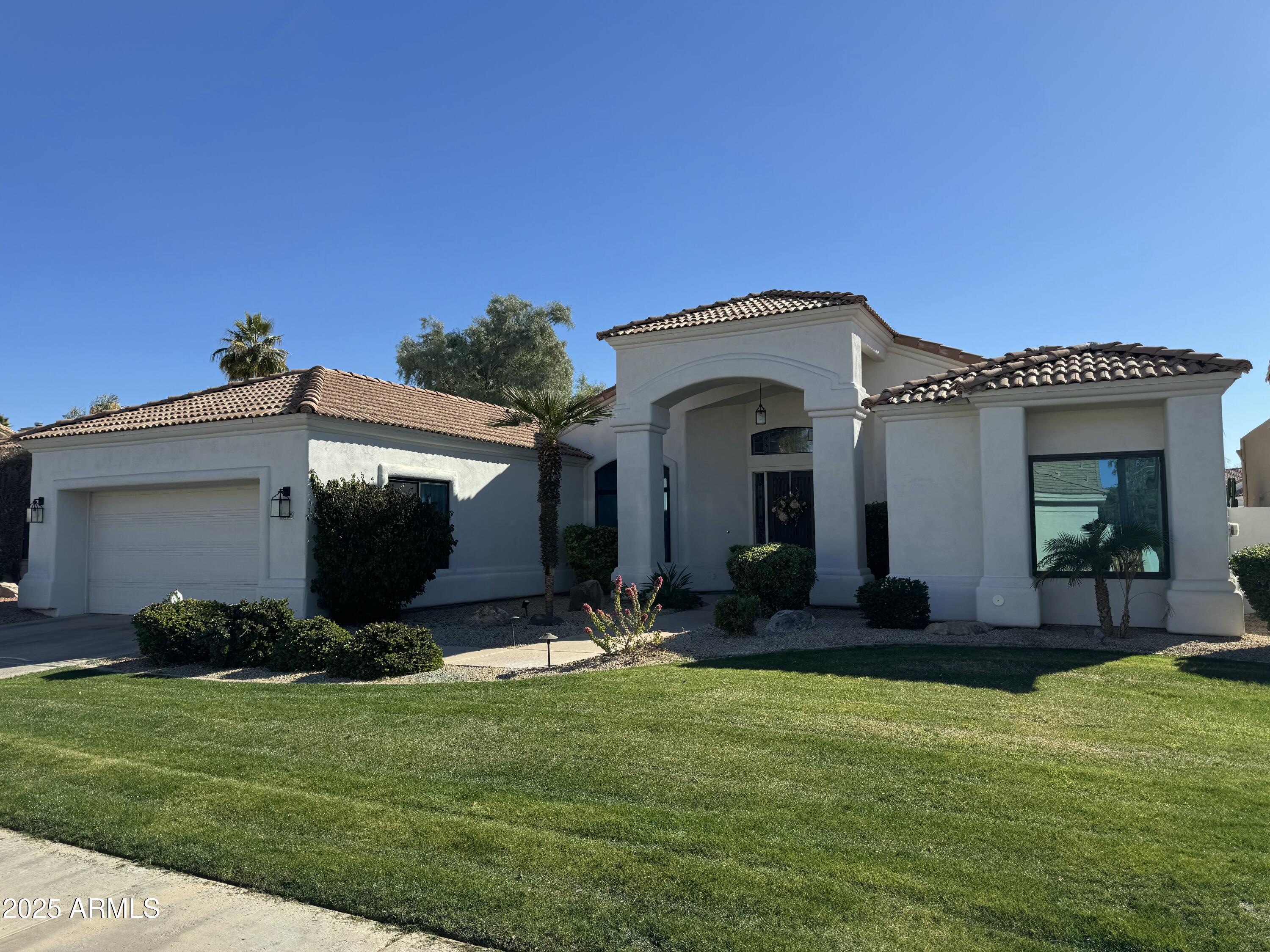 8245 E JENAN Drive