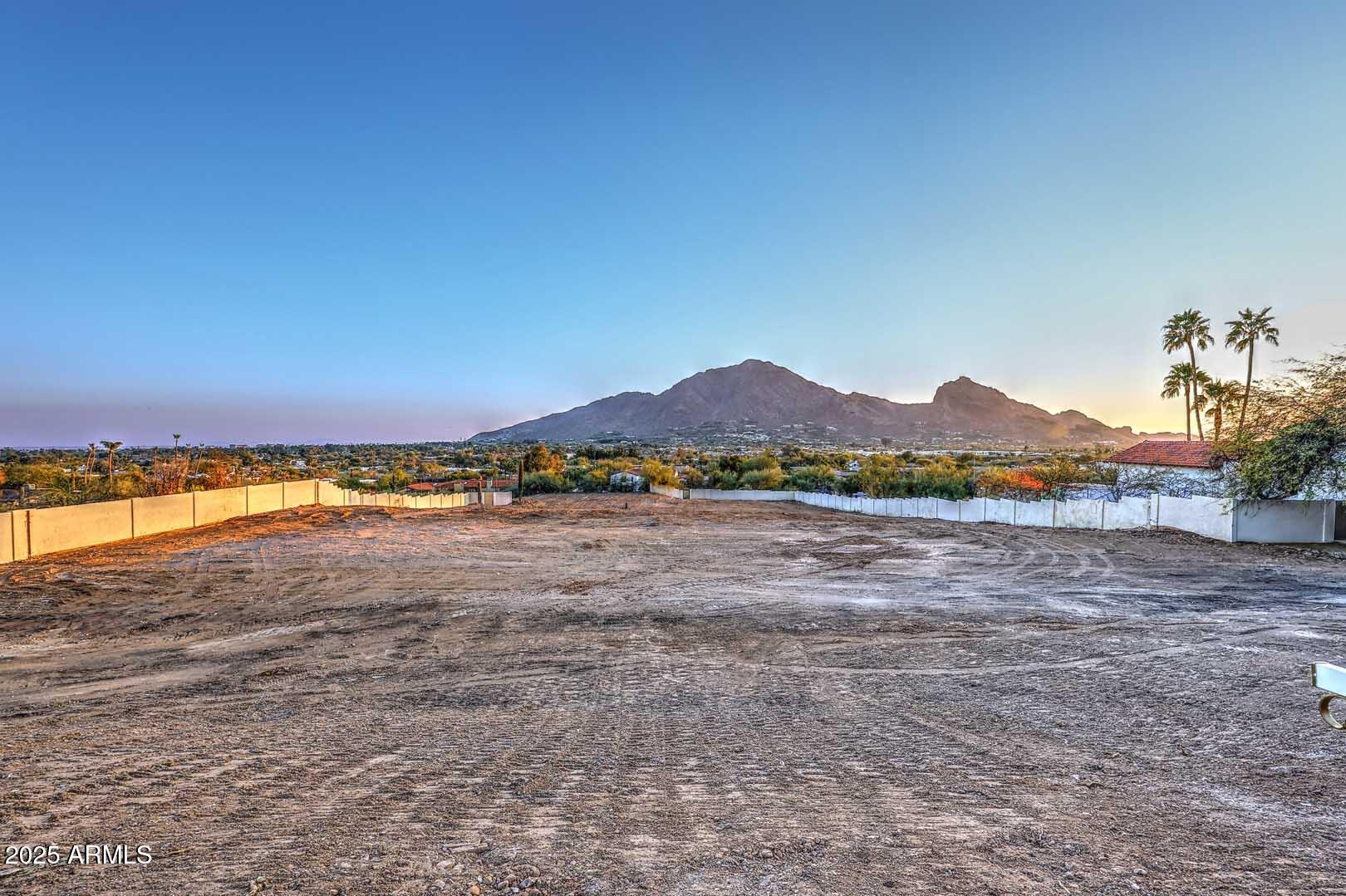 5719 E Indian Bend Road, -