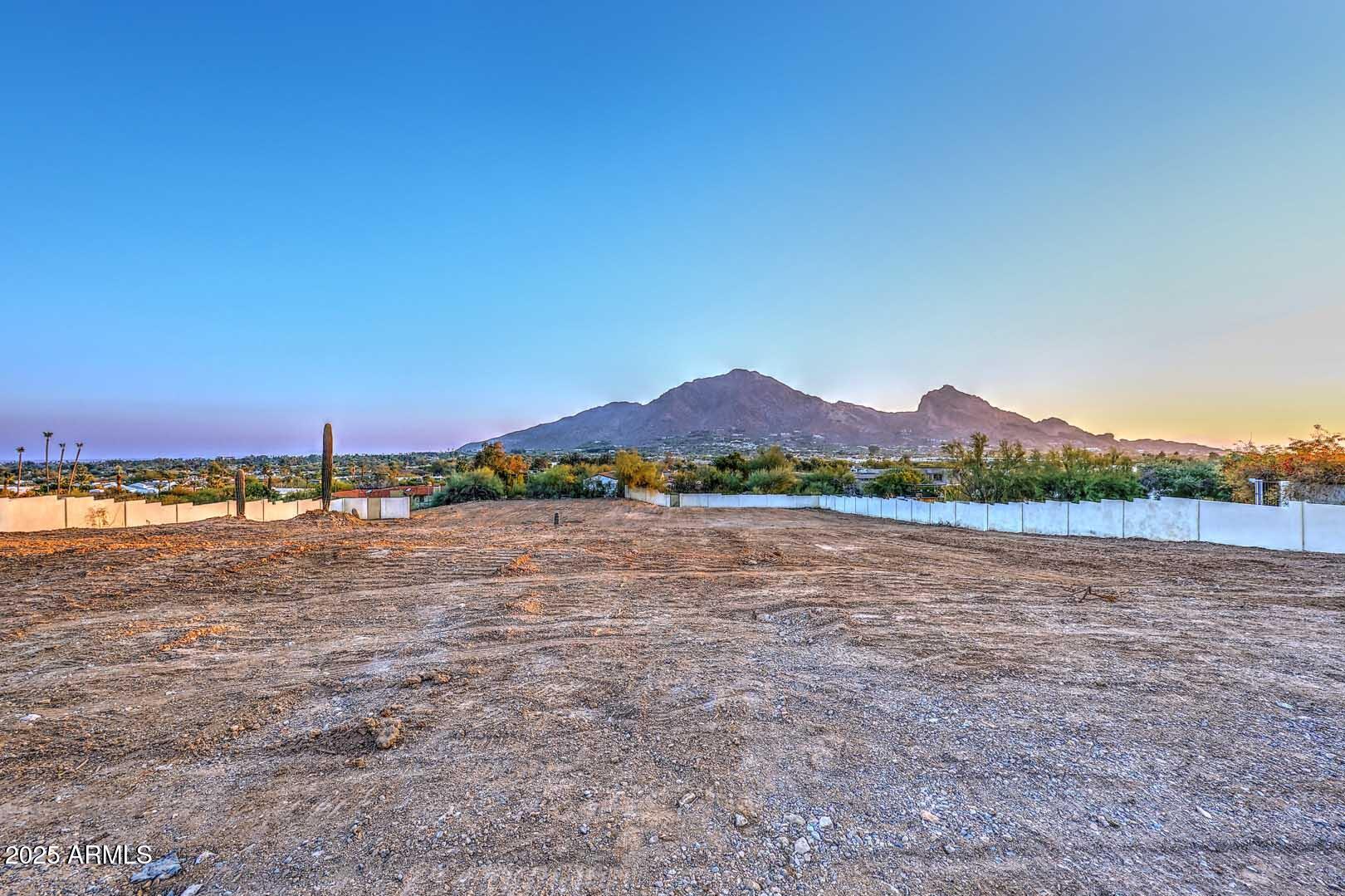 5719 E Indian Bend Road, -