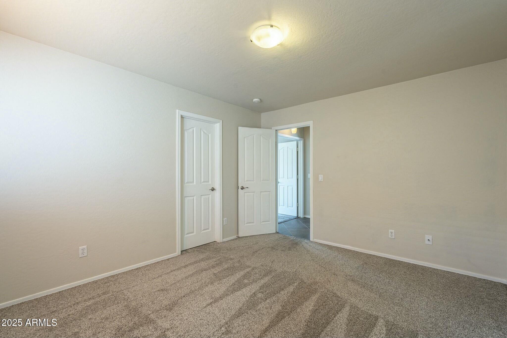 2701 E ANDERSON Drive