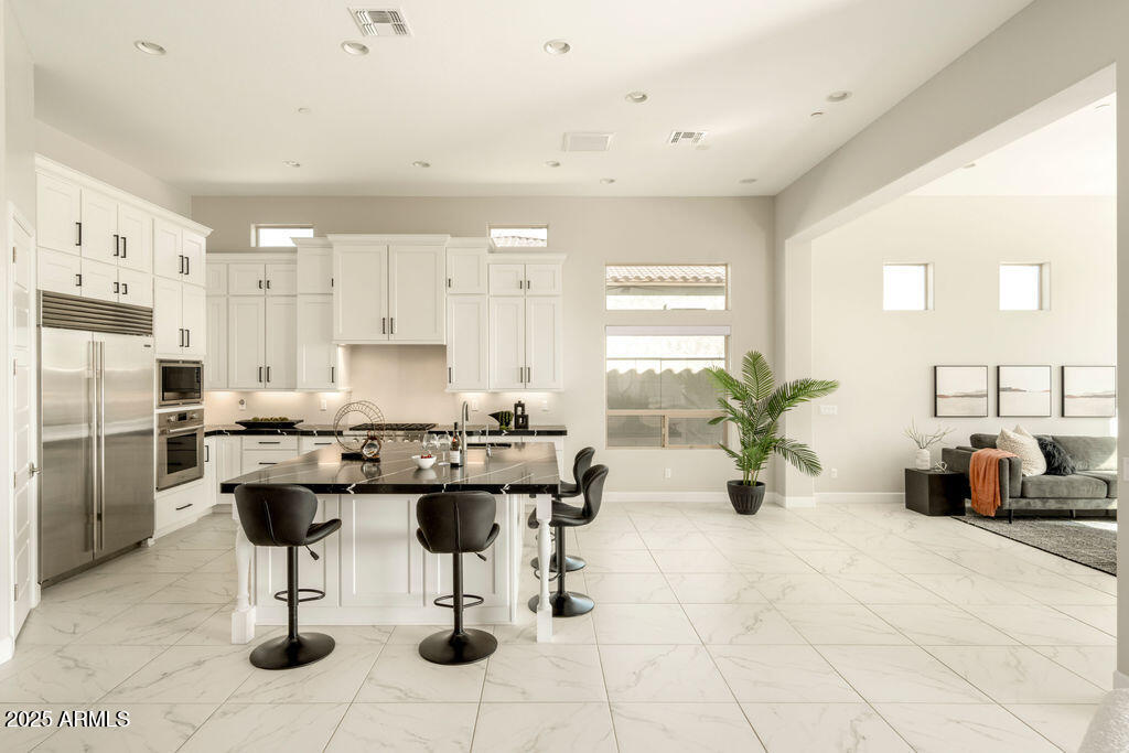 12245 E CLINTON Street