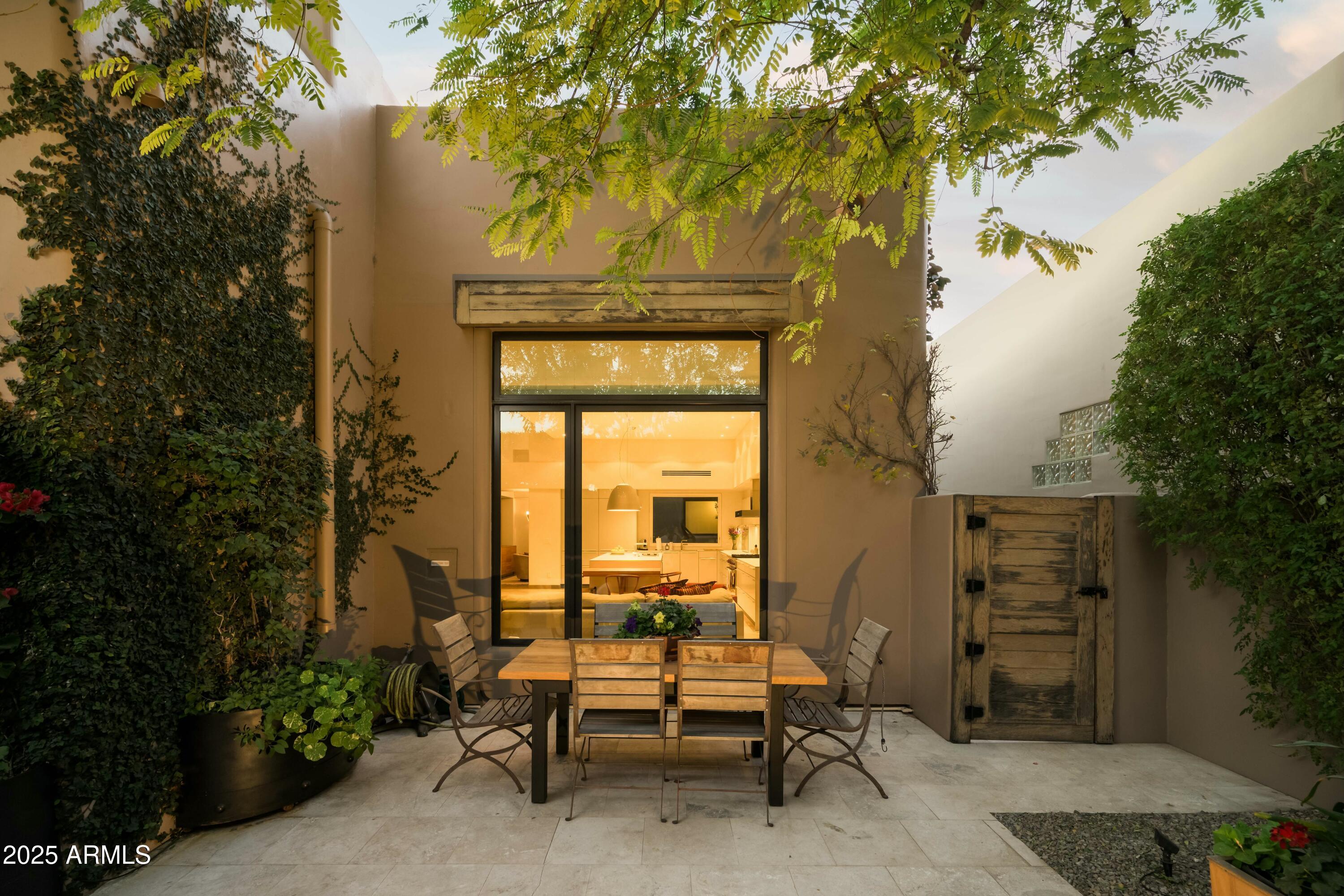 6711 E Camelback Road 81