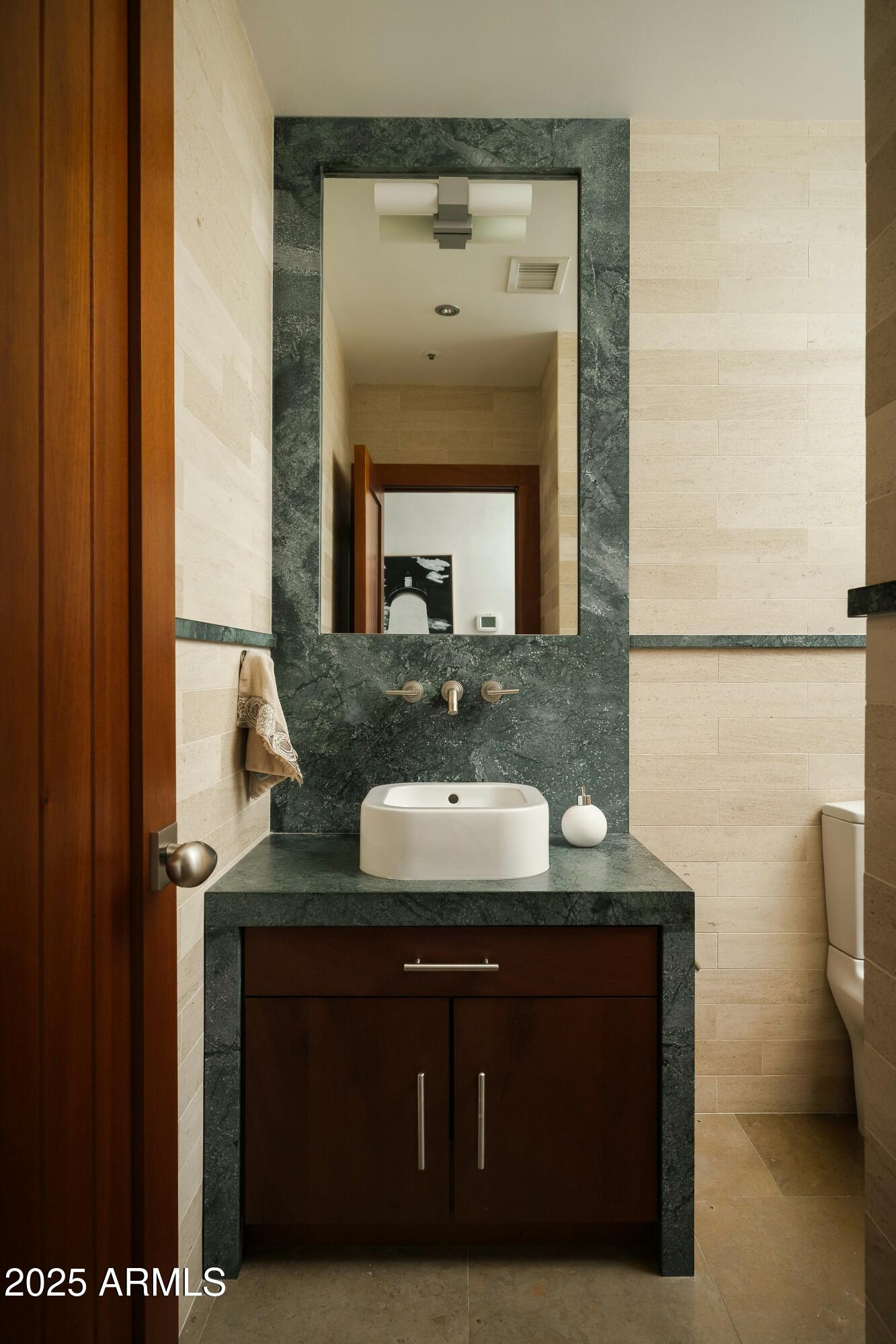 6711 E Camelback Road 81