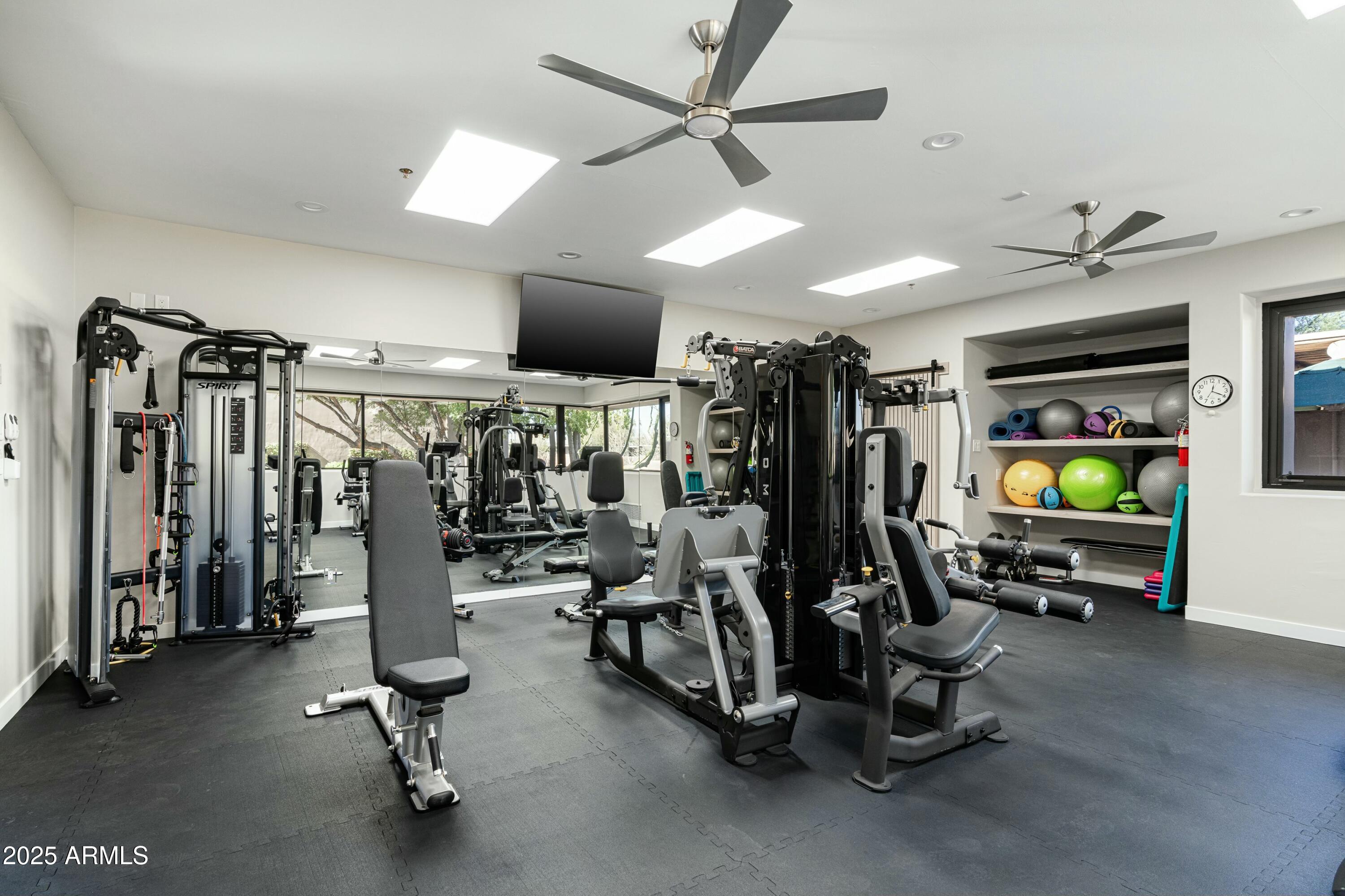 6711 E Camelback Road 81