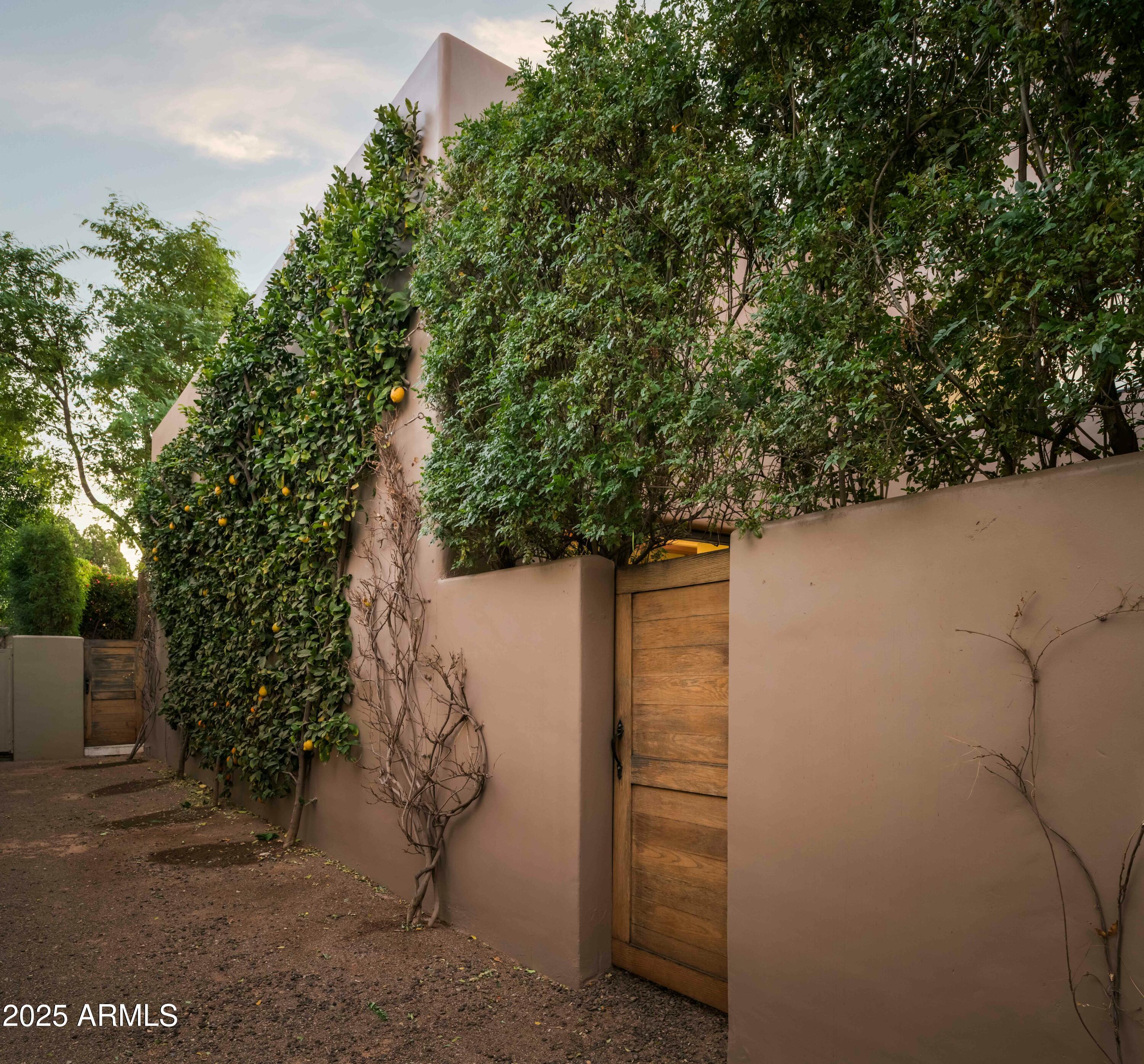 6711 E Camelback Road 81