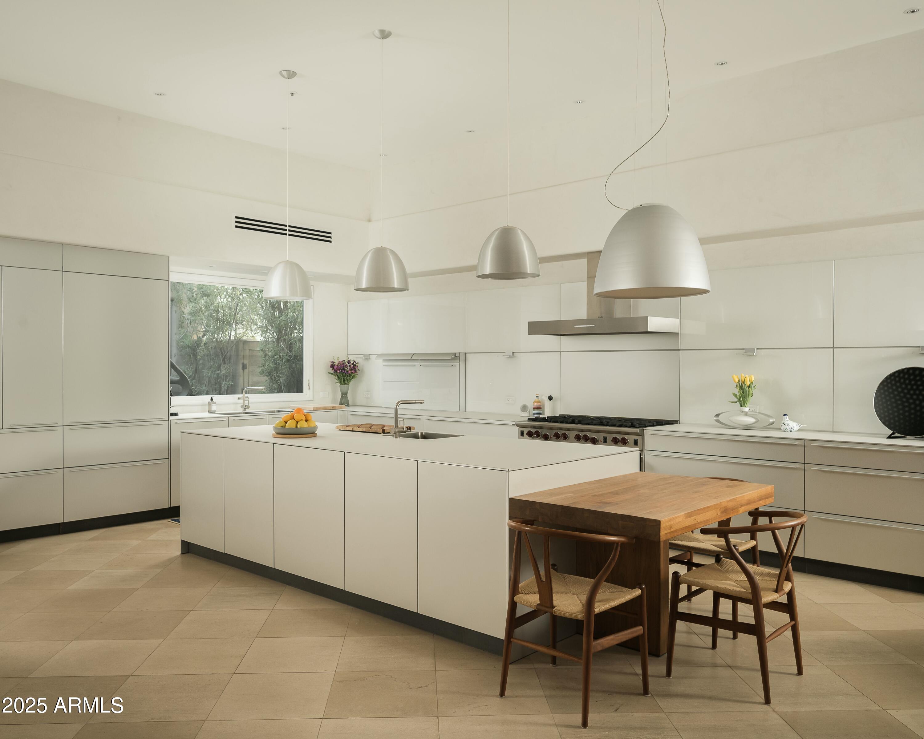 6711 E Camelback Road 81