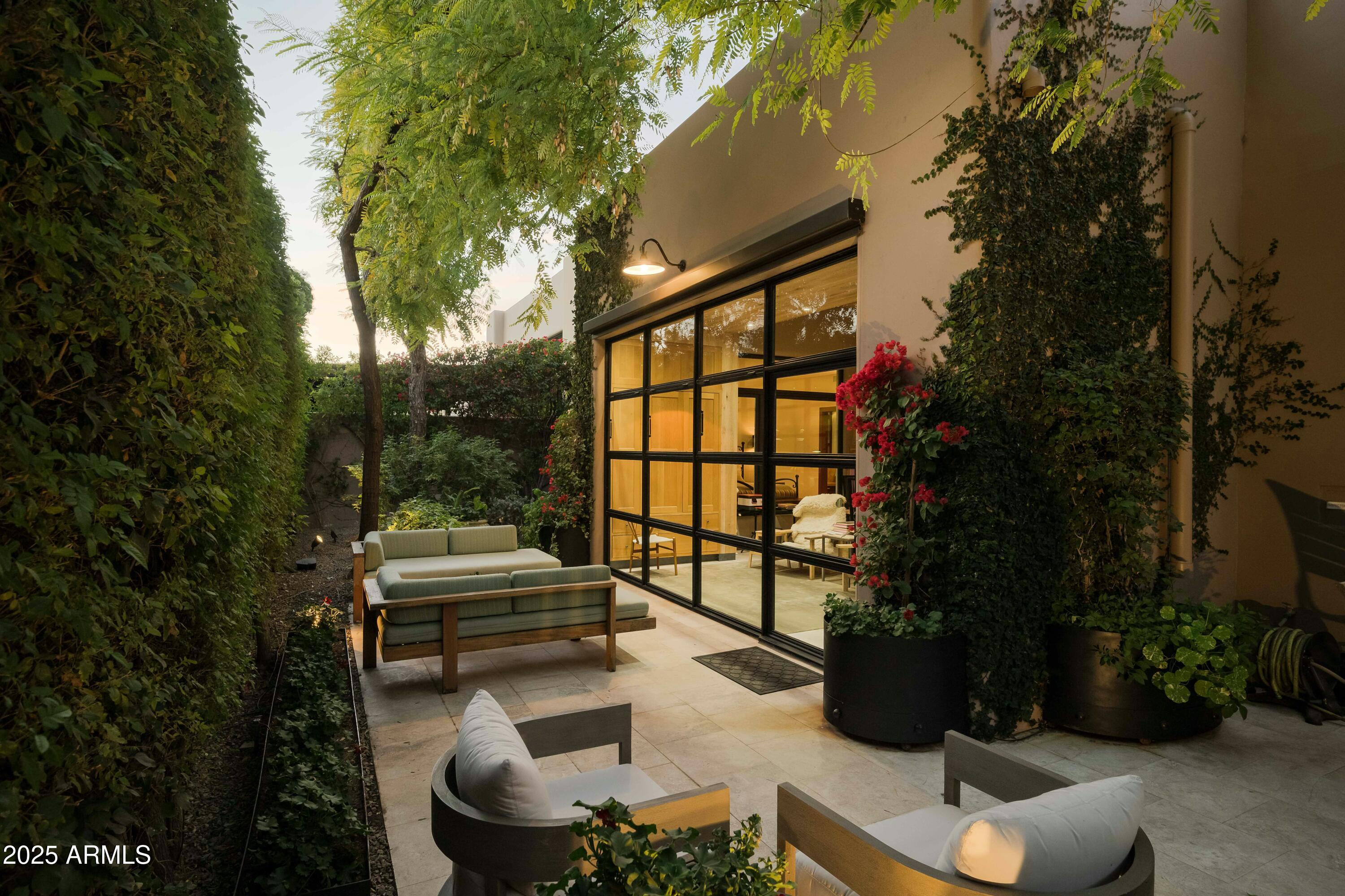 6711 E Camelback Road 81