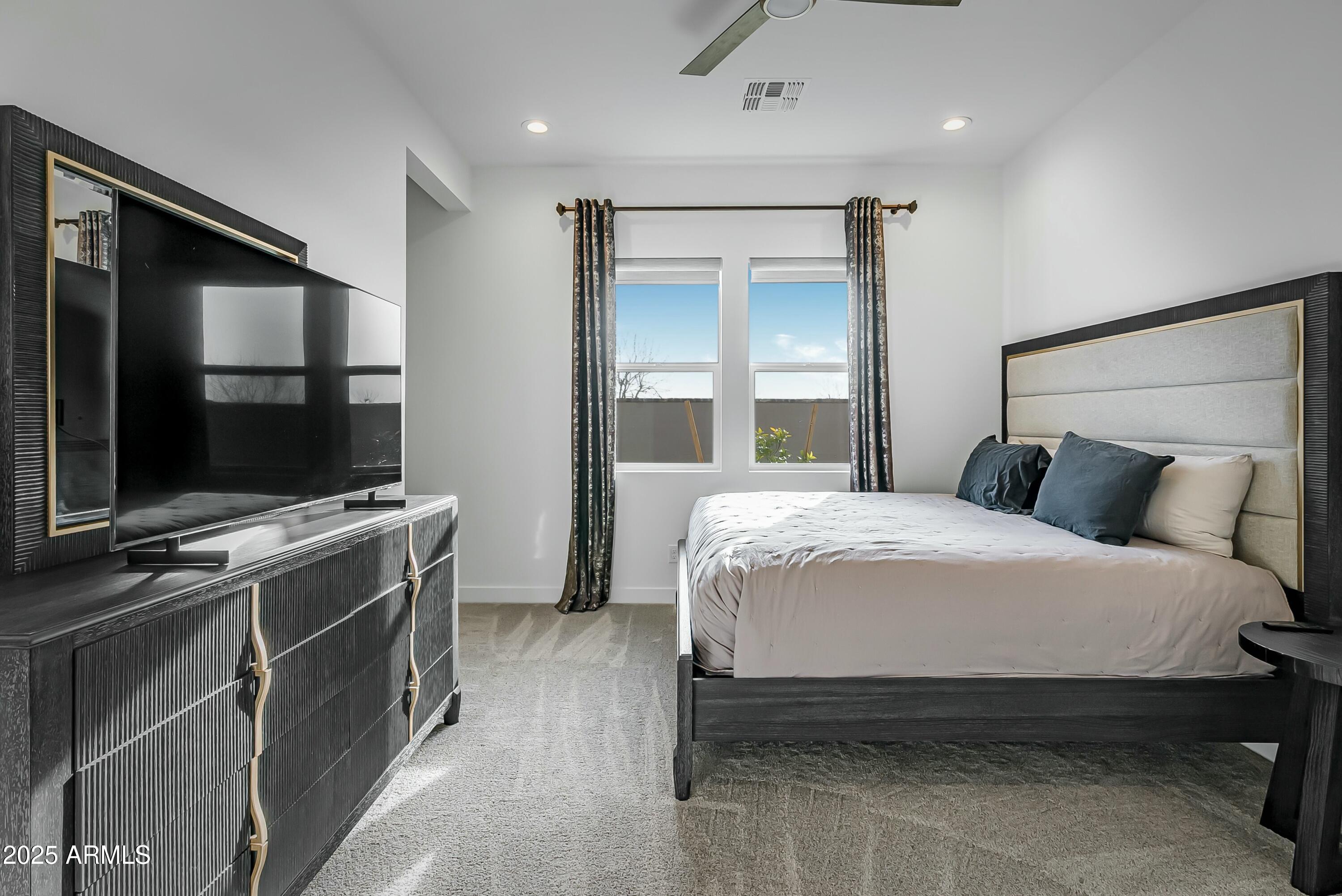 17801 W MOUNTAINAIR Street