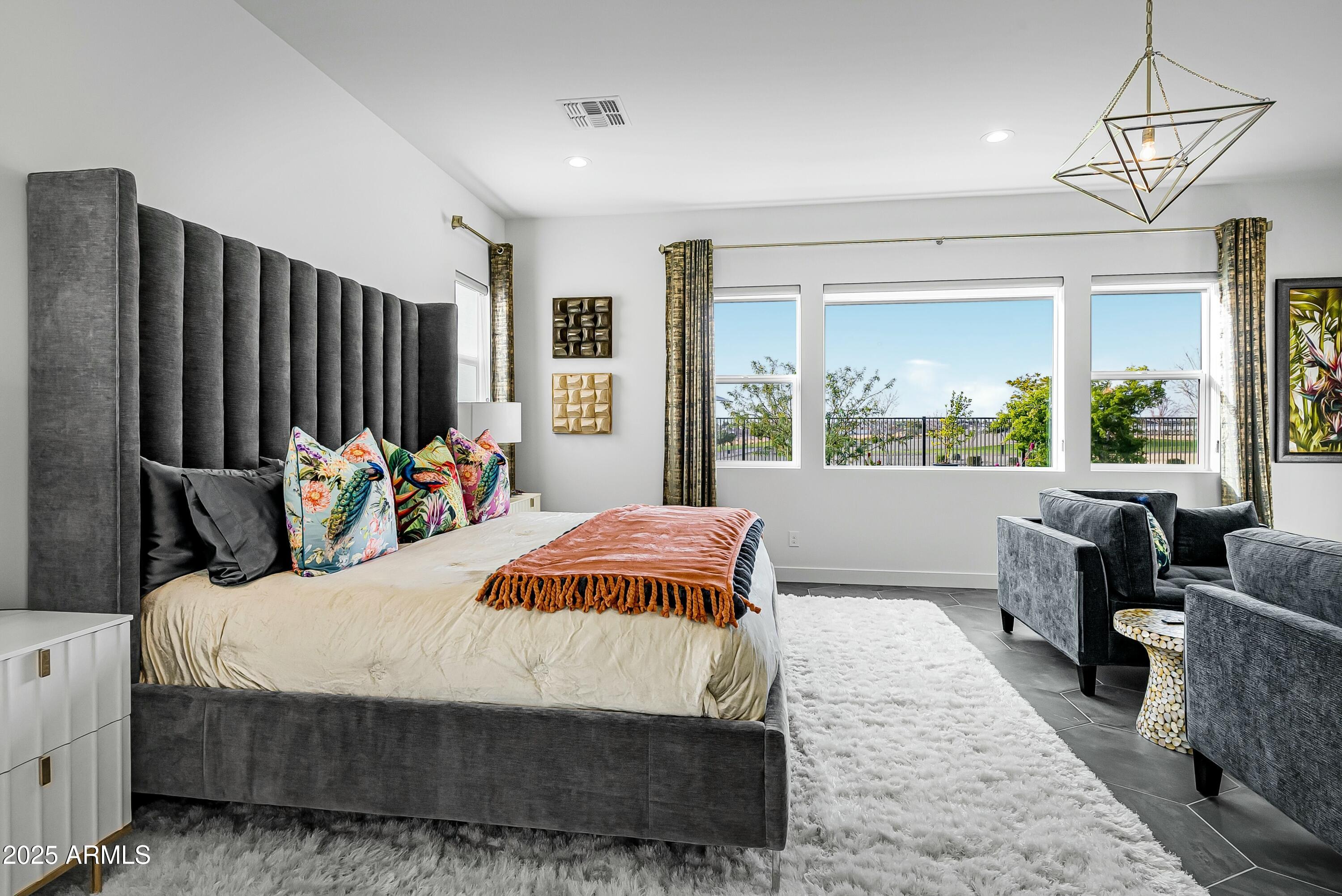 17801 W MOUNTAINAIR Street