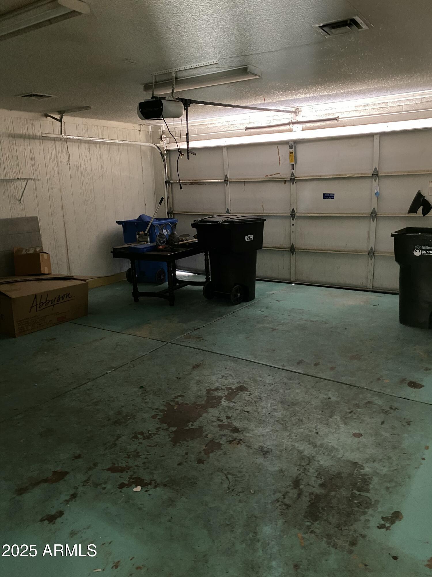 4115 W SIERRA Street