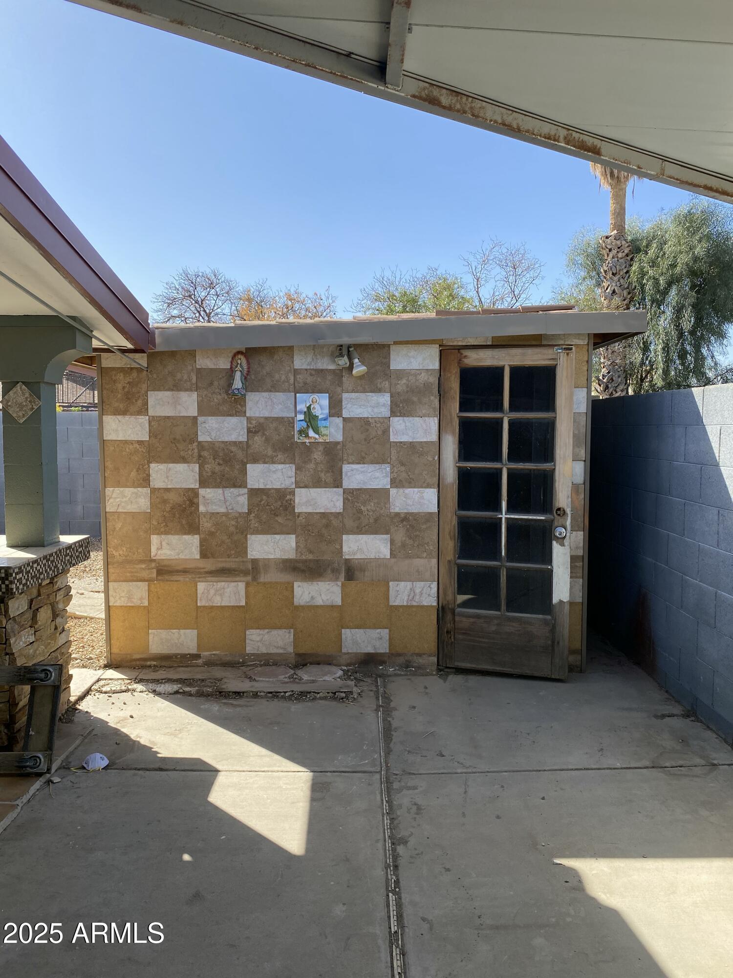 4115 W SIERRA Street