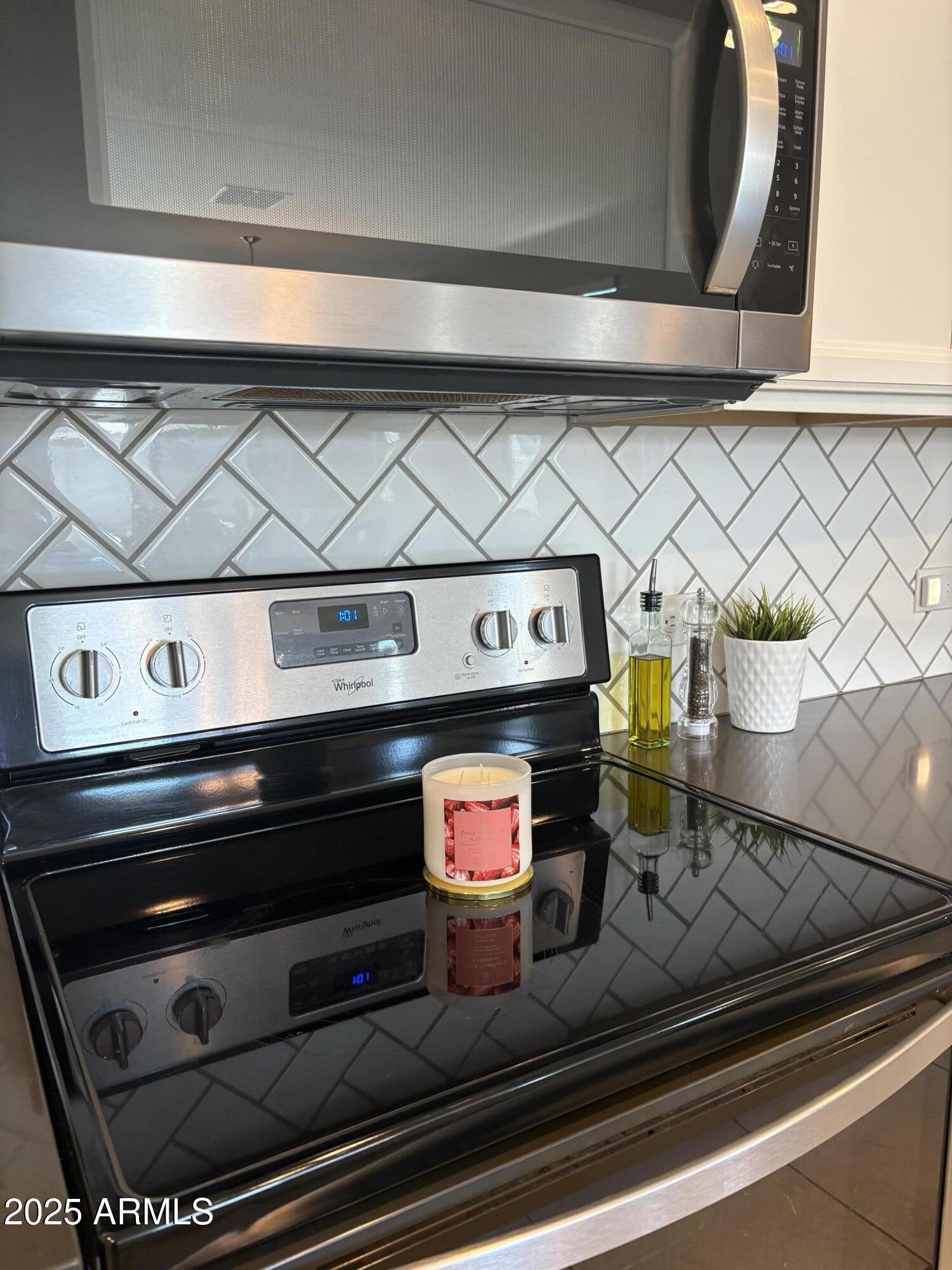 18187 W VIA MONTOYA Drive