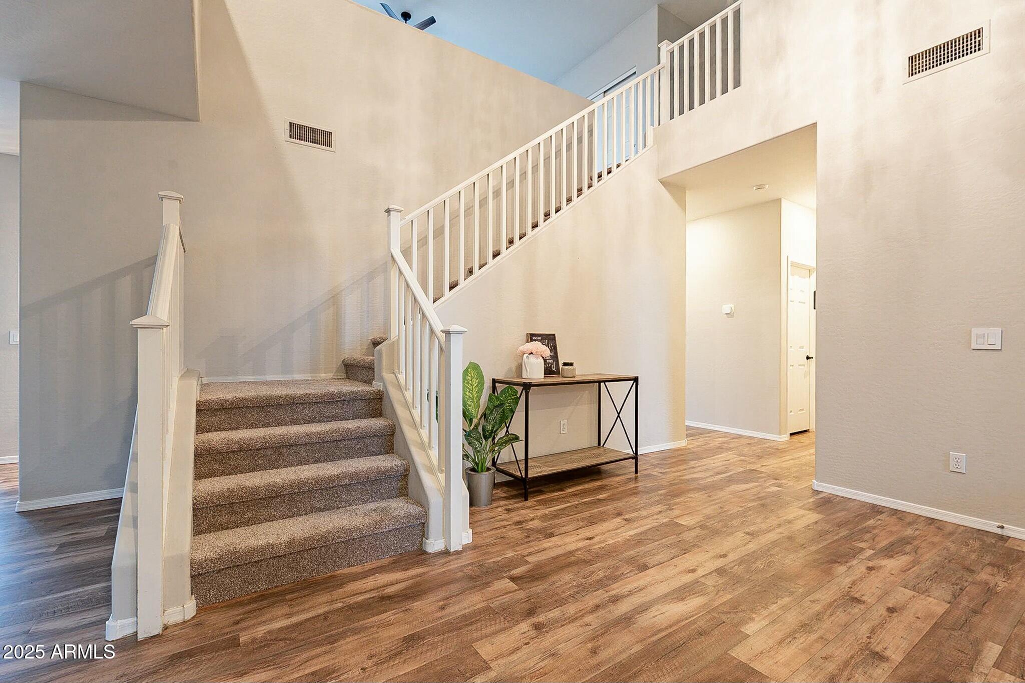 25622 N SINGBUSH Loop