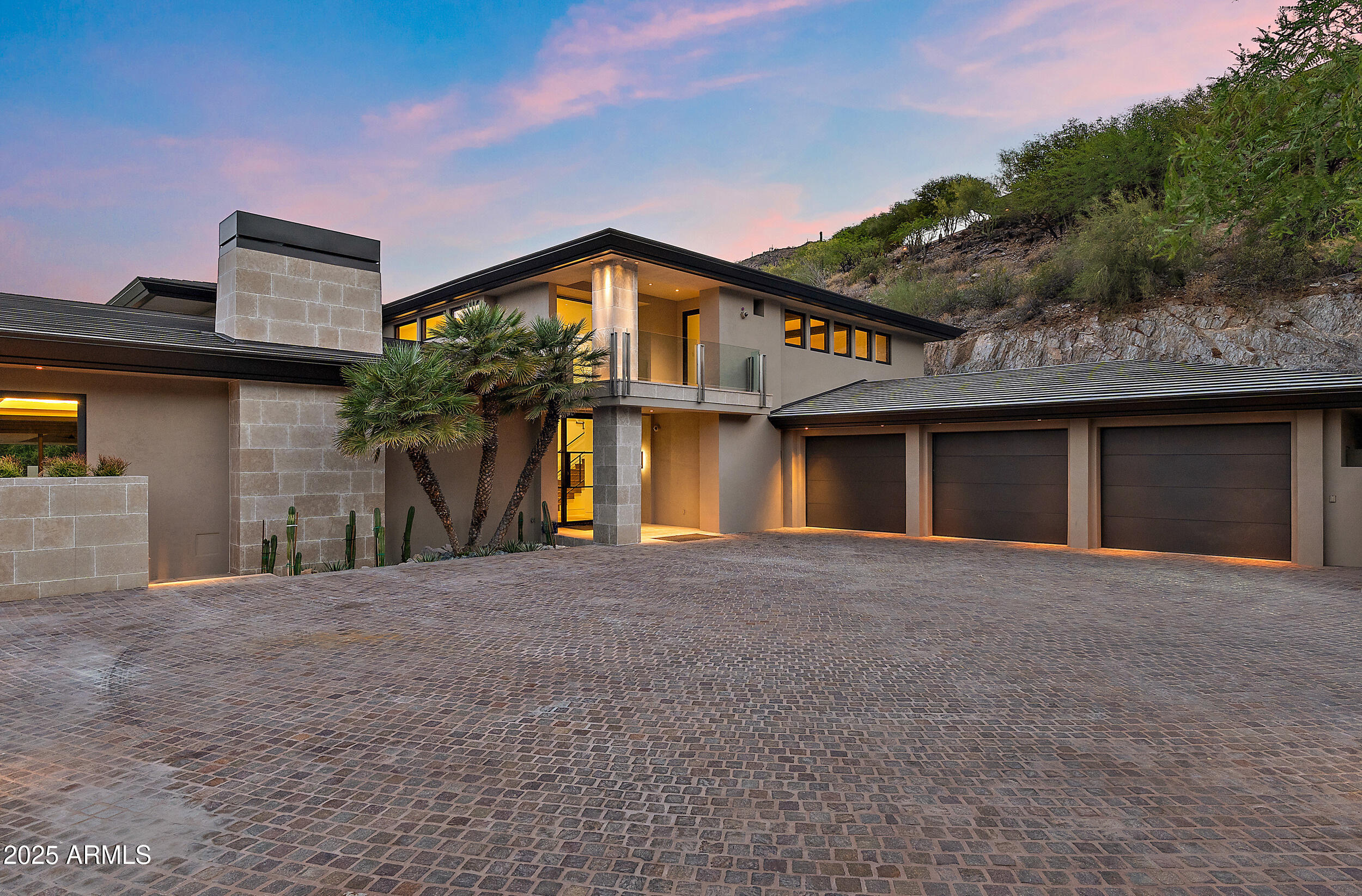 4536 E FOOTHILL Drive