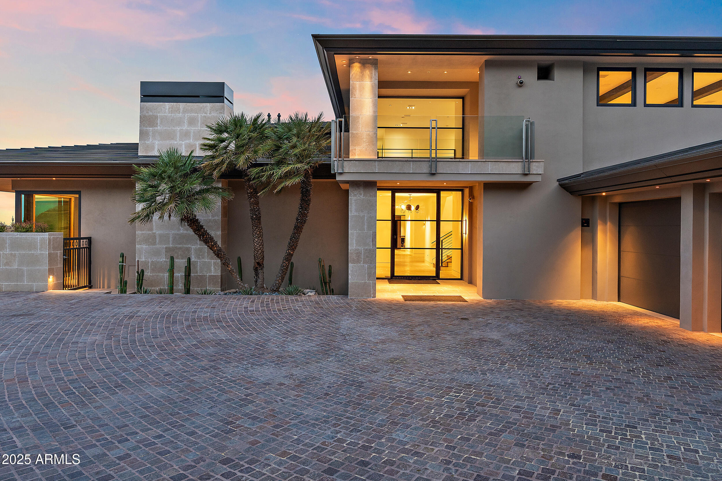 4536 E FOOTHILL Drive