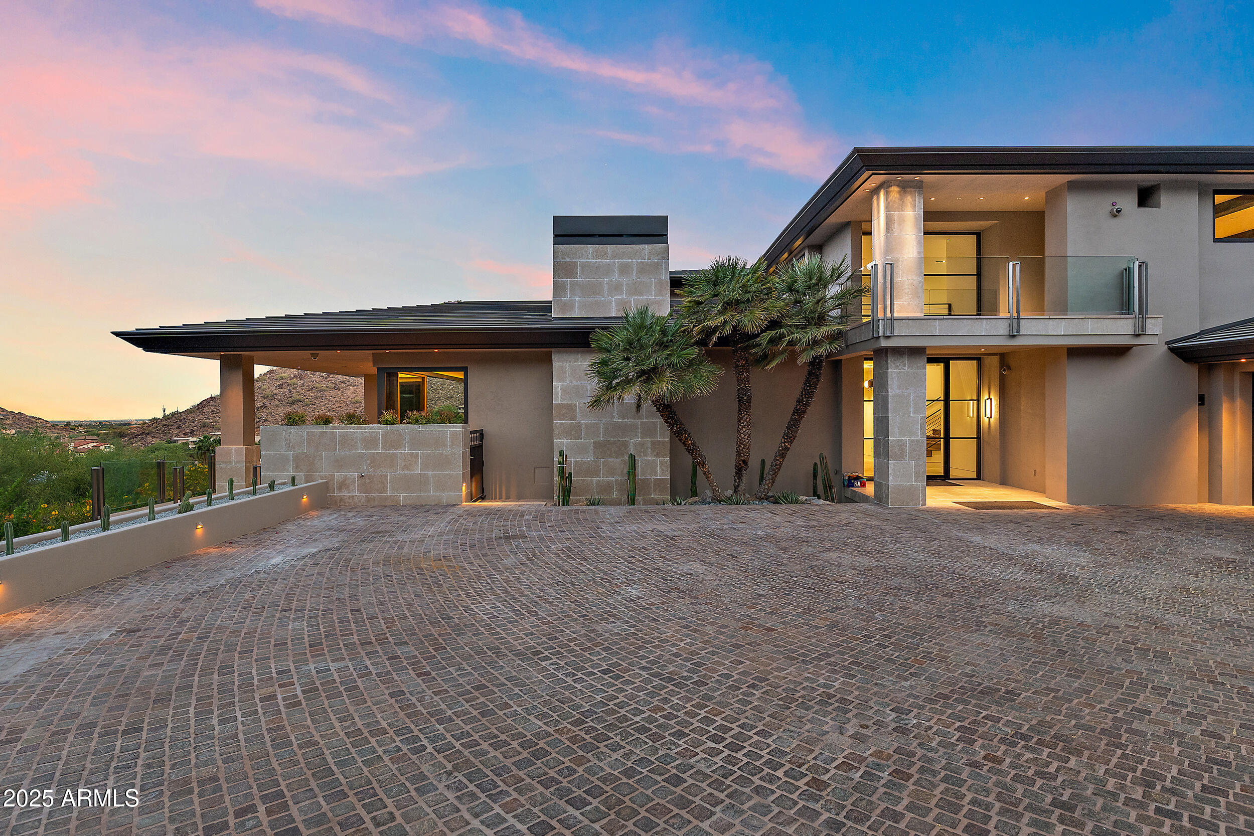 4536 E FOOTHILL Drive