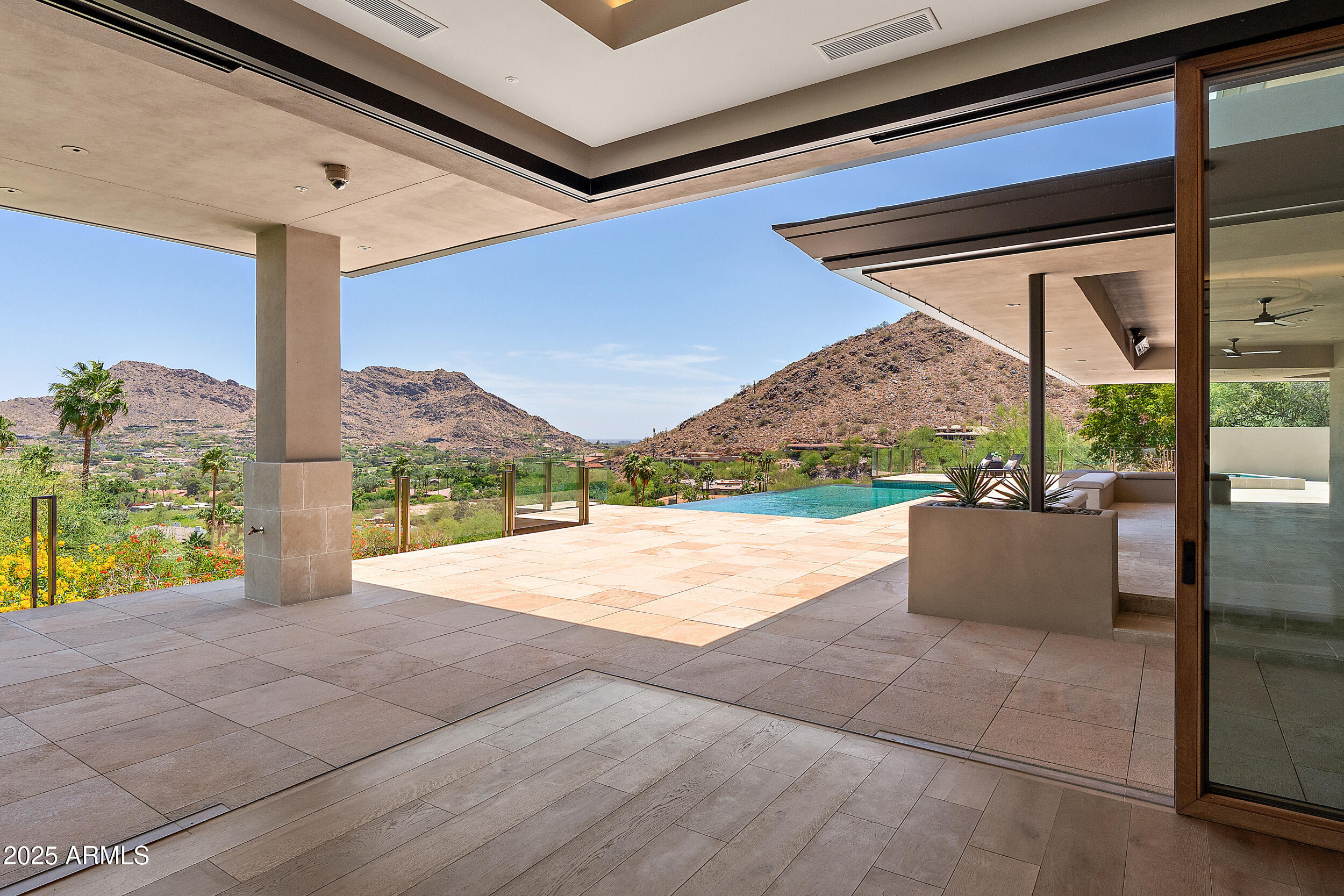 4536 E FOOTHILL Drive