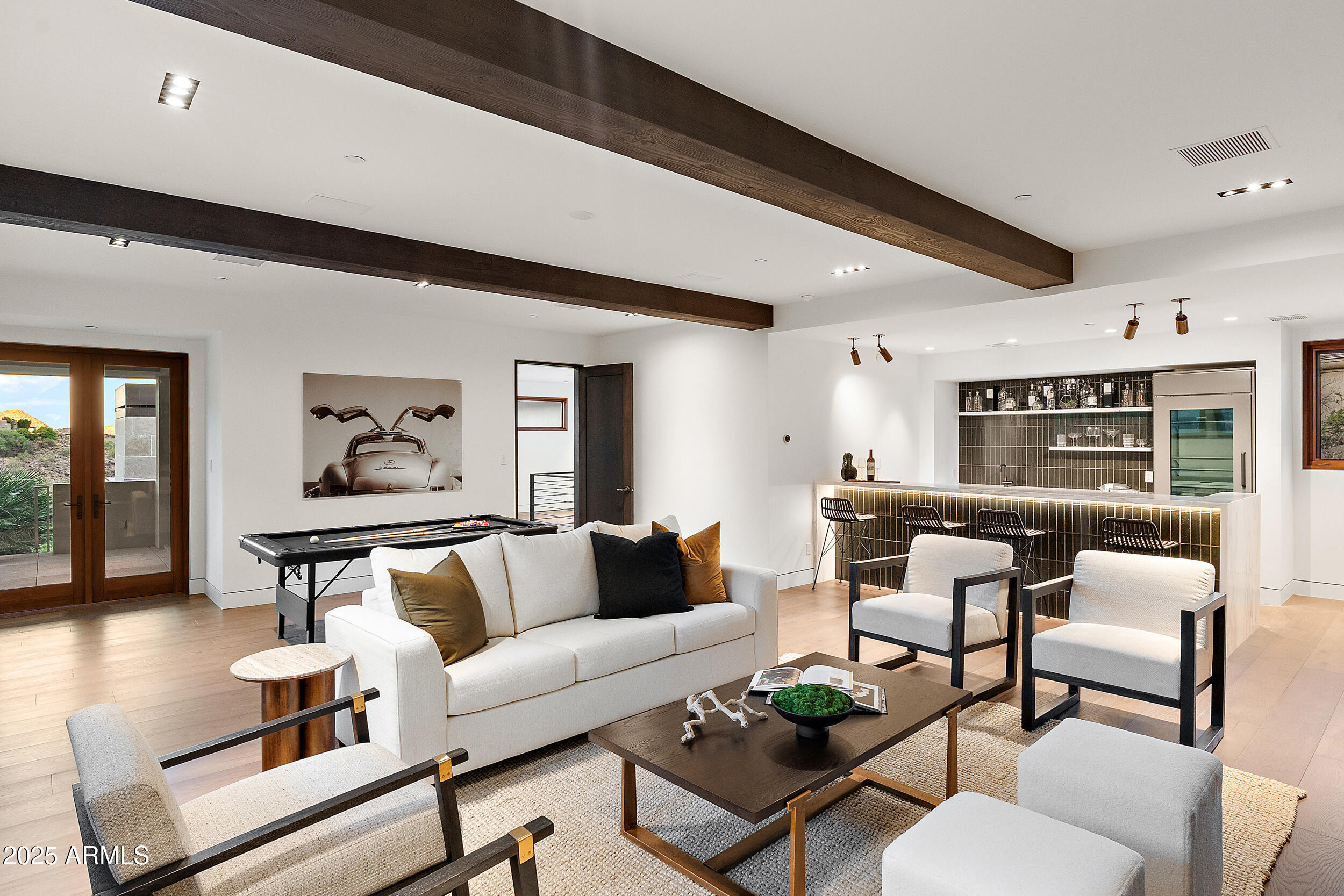 4536 E FOOTHILL Drive