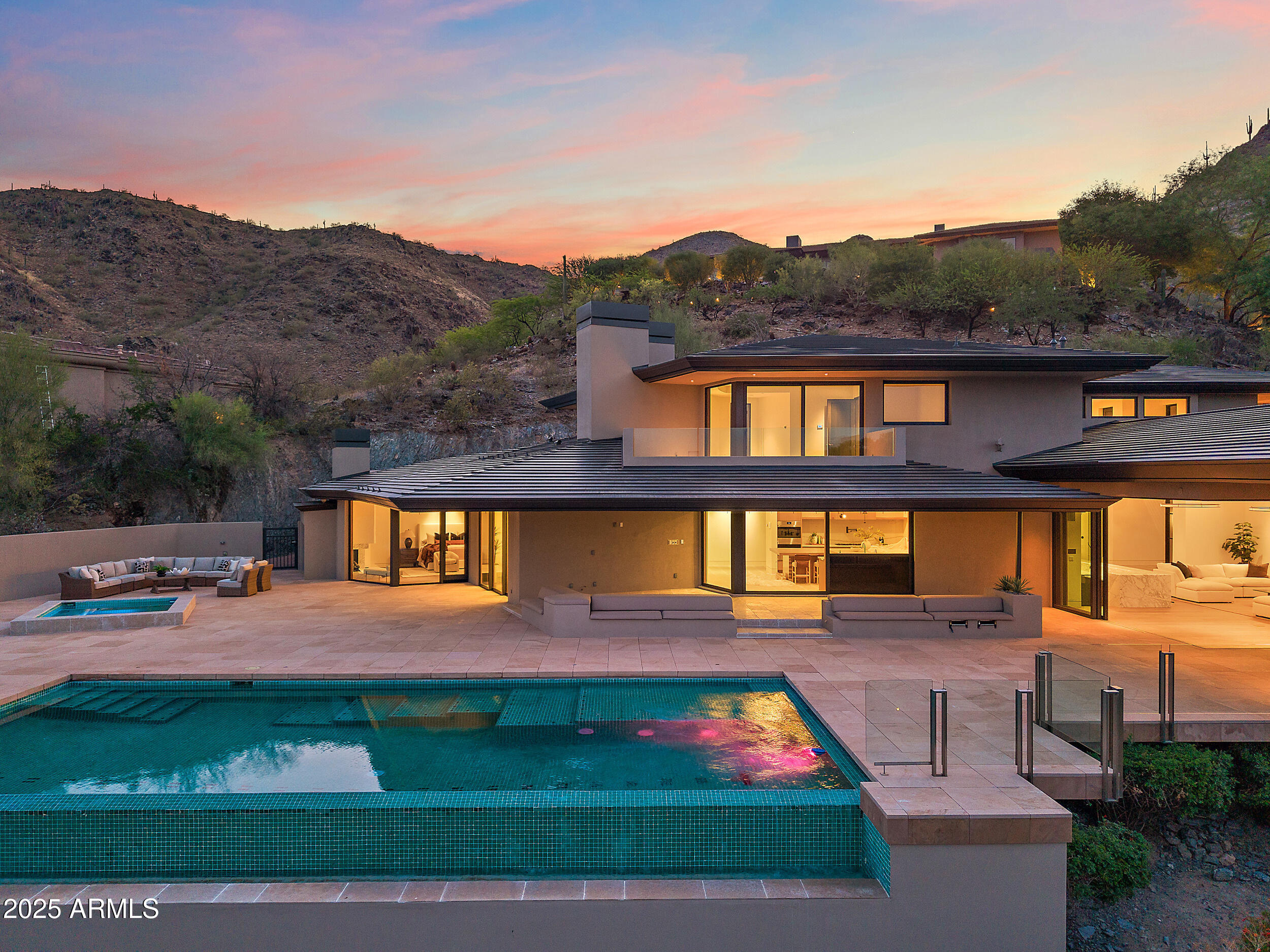 4536 E FOOTHILL Drive
