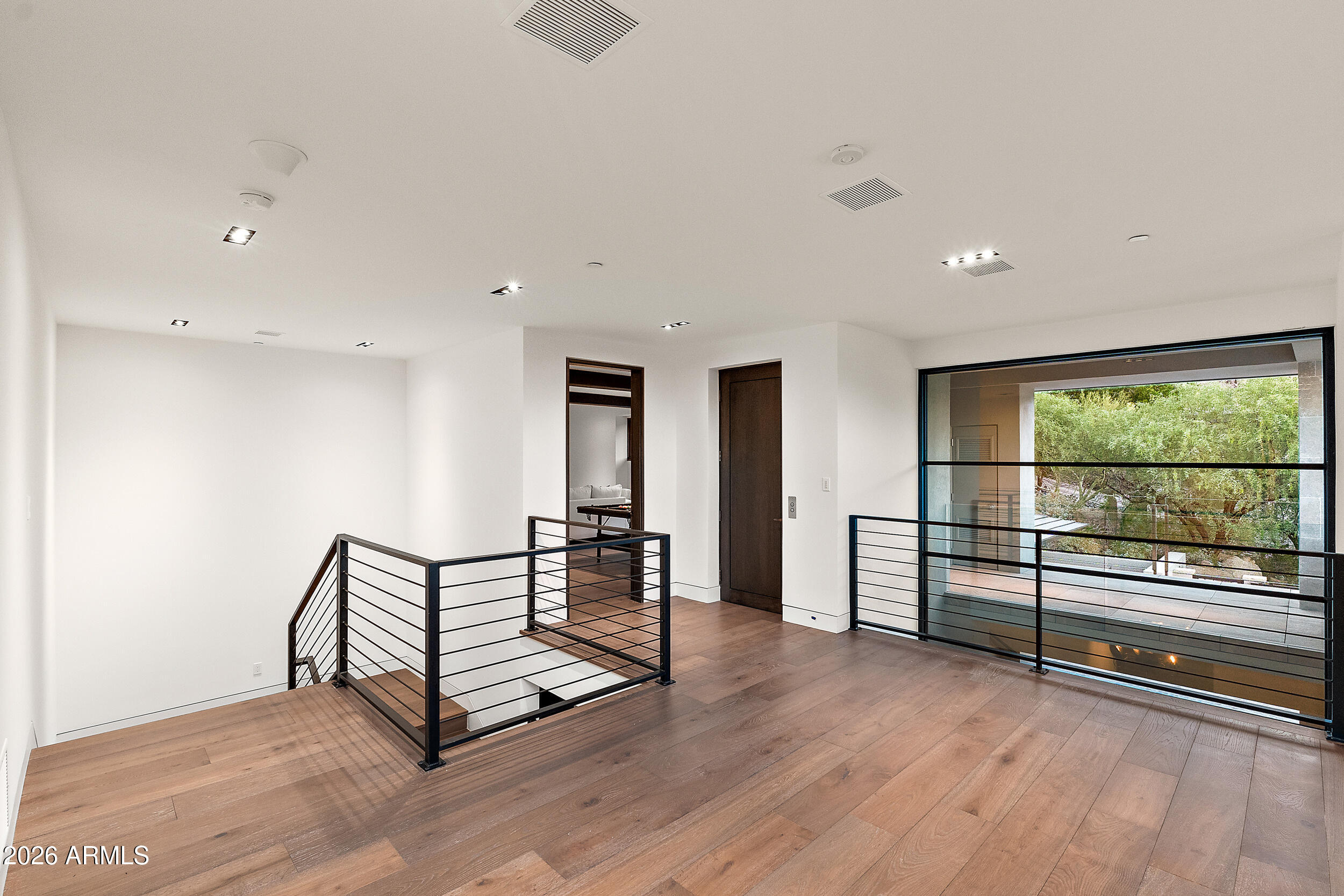 4536 E FOOTHILL Drive