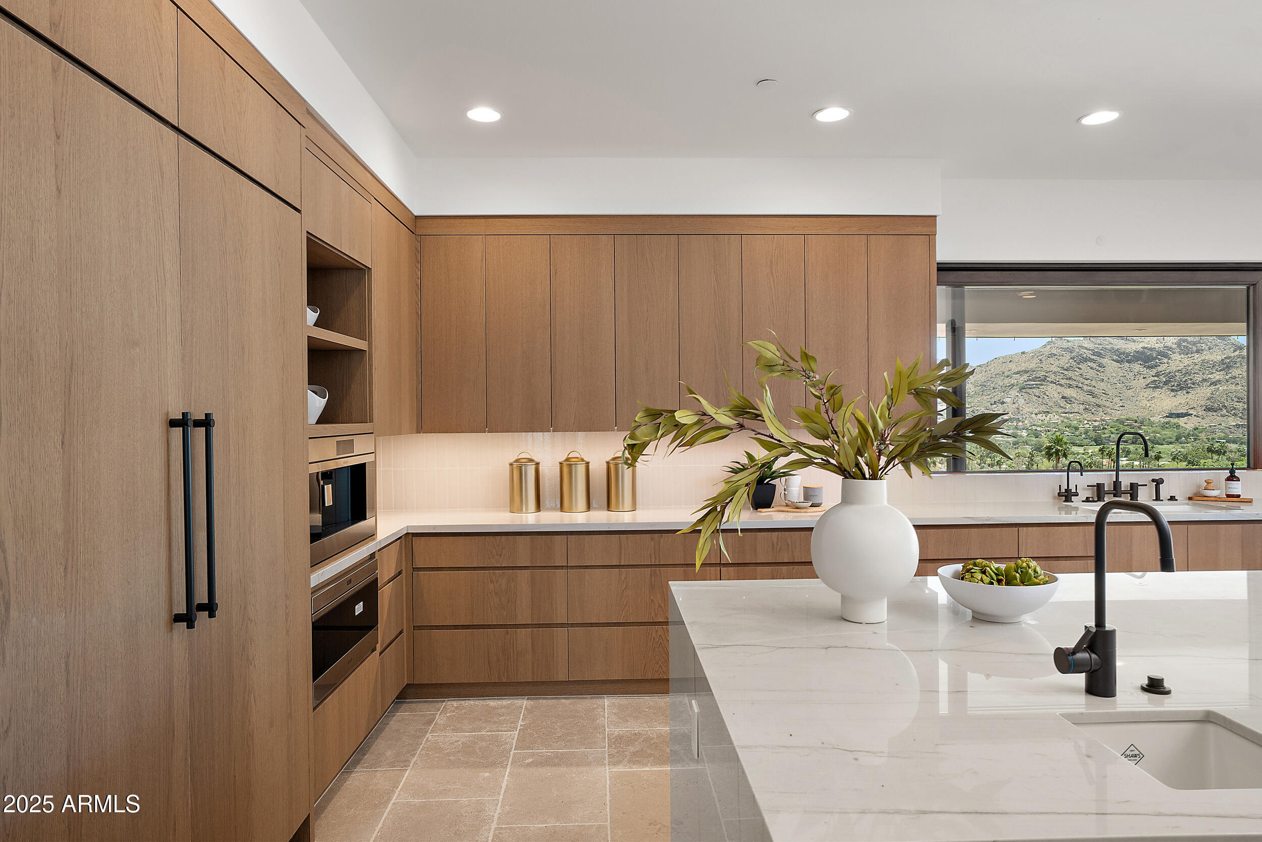 4536 E FOOTHILL Drive