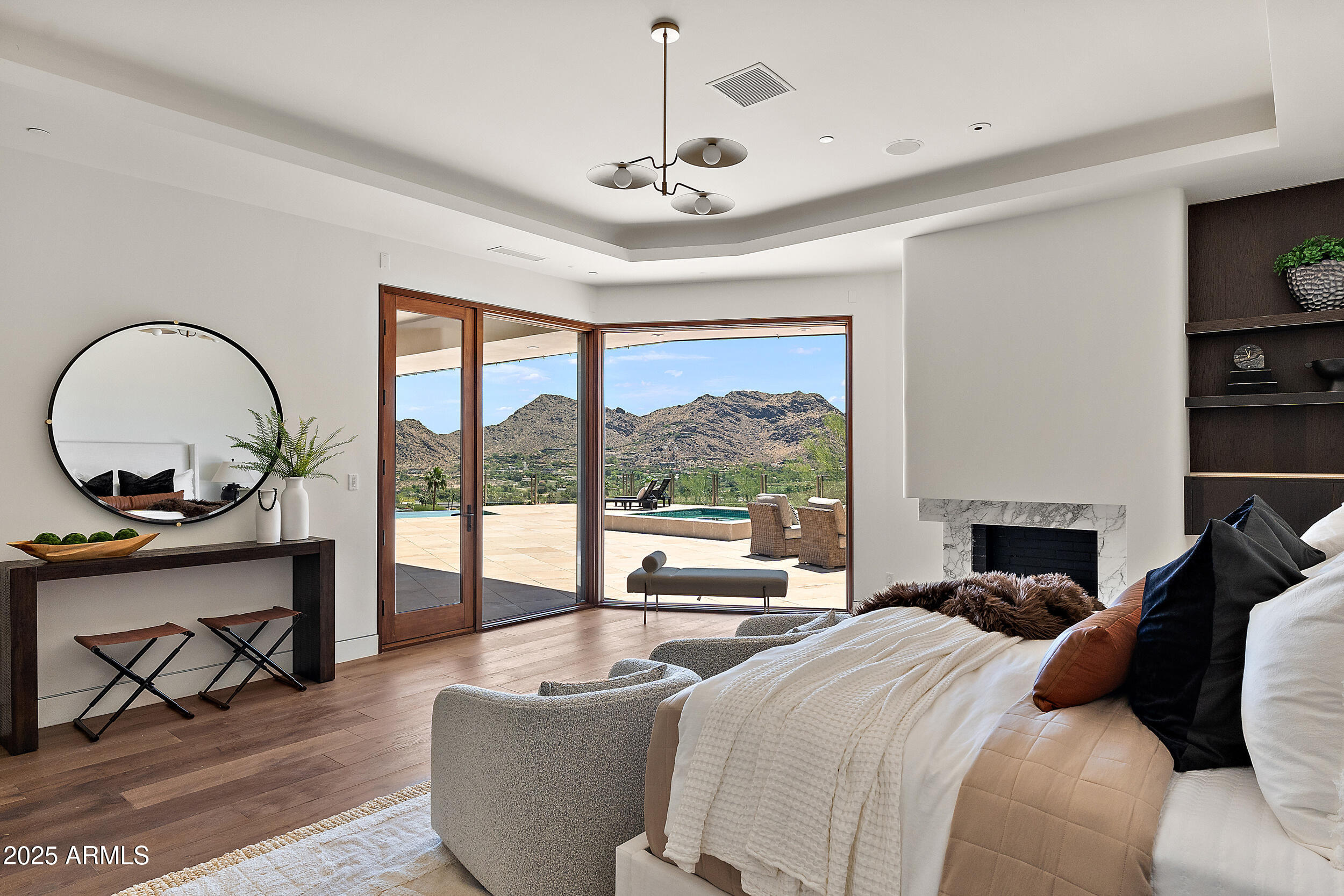 4536 E FOOTHILL Drive
