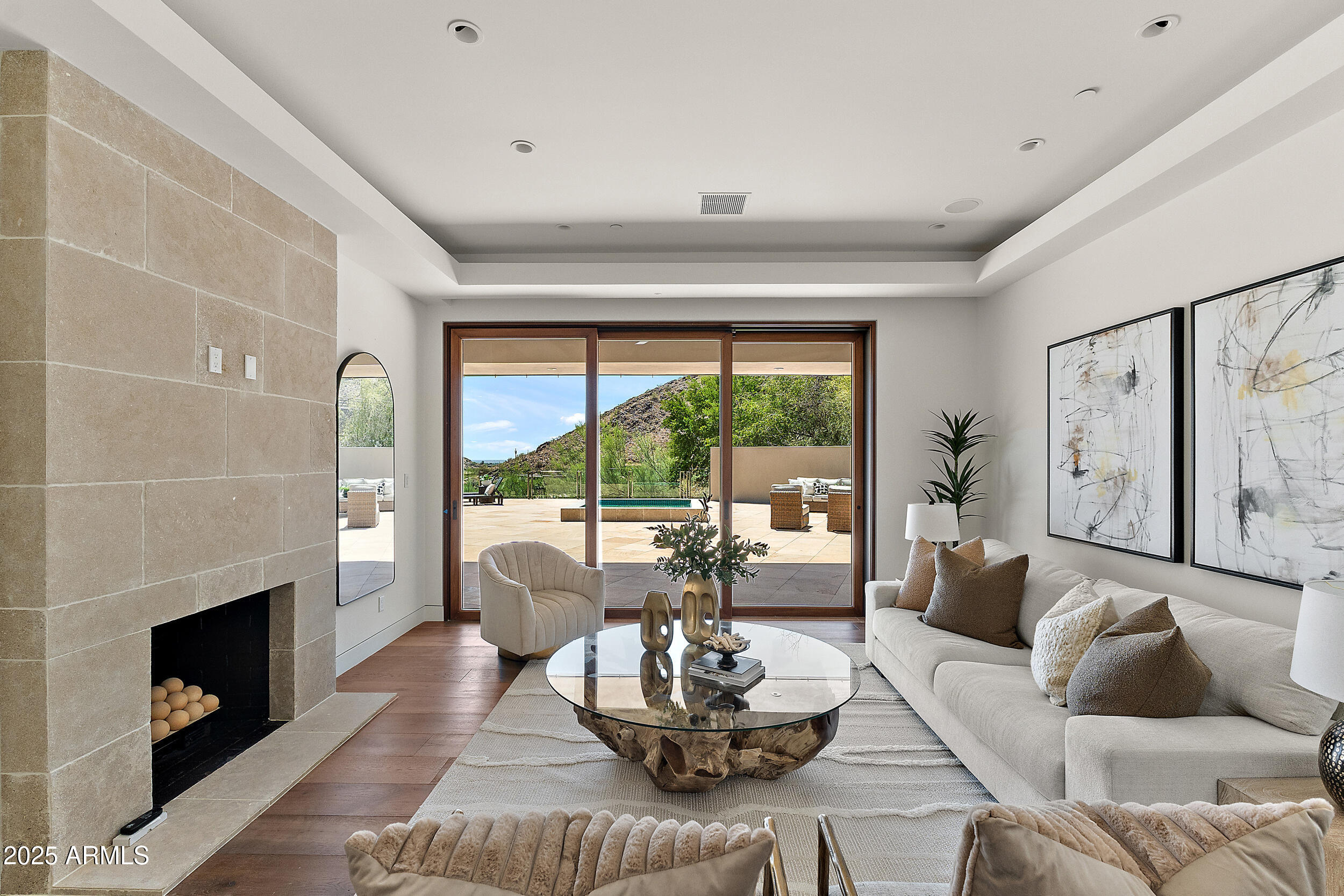 4536 E FOOTHILL Drive