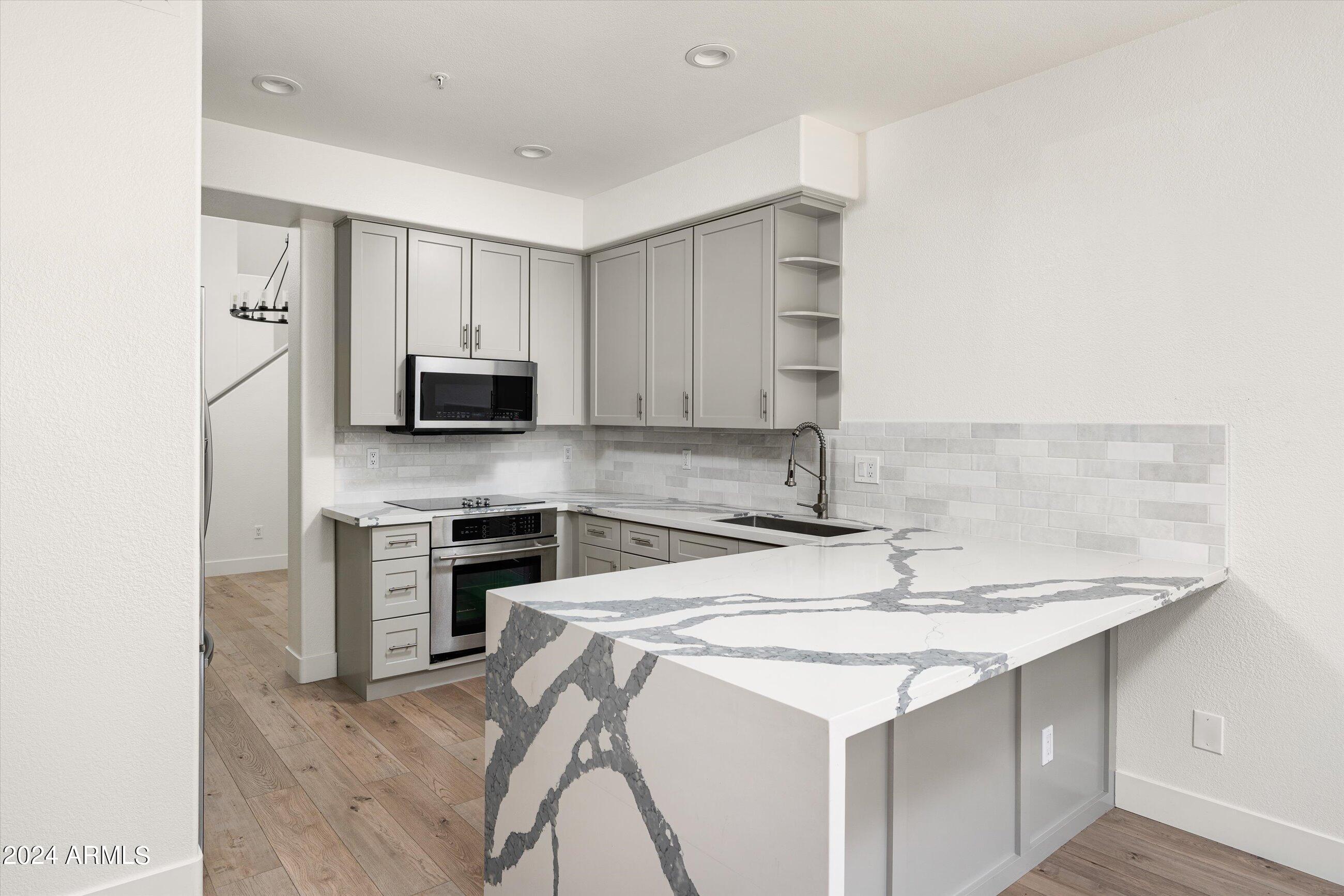 7400 E GAINEY CLUB Drive 119