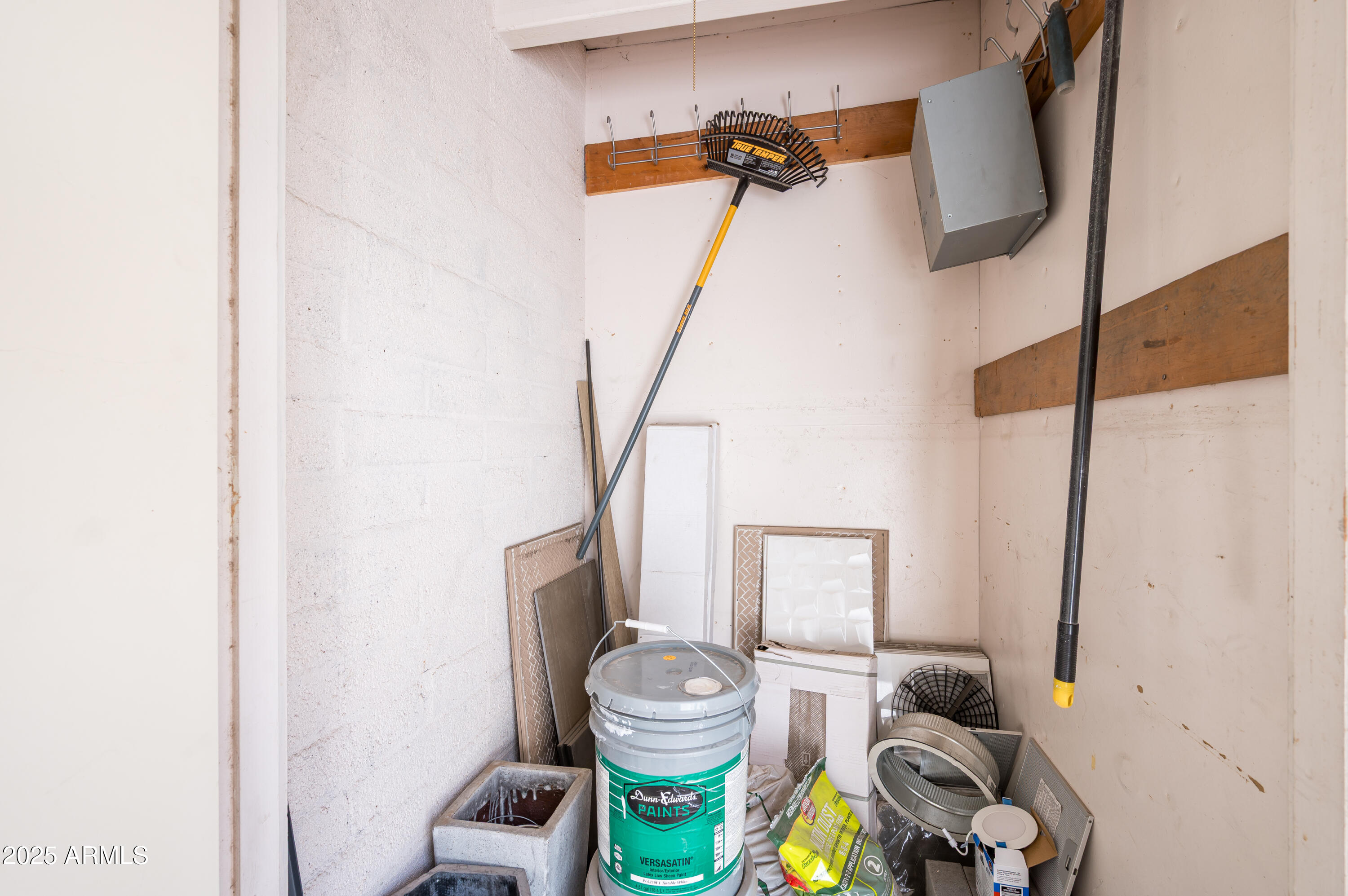 4336 E PICCADILLY Road