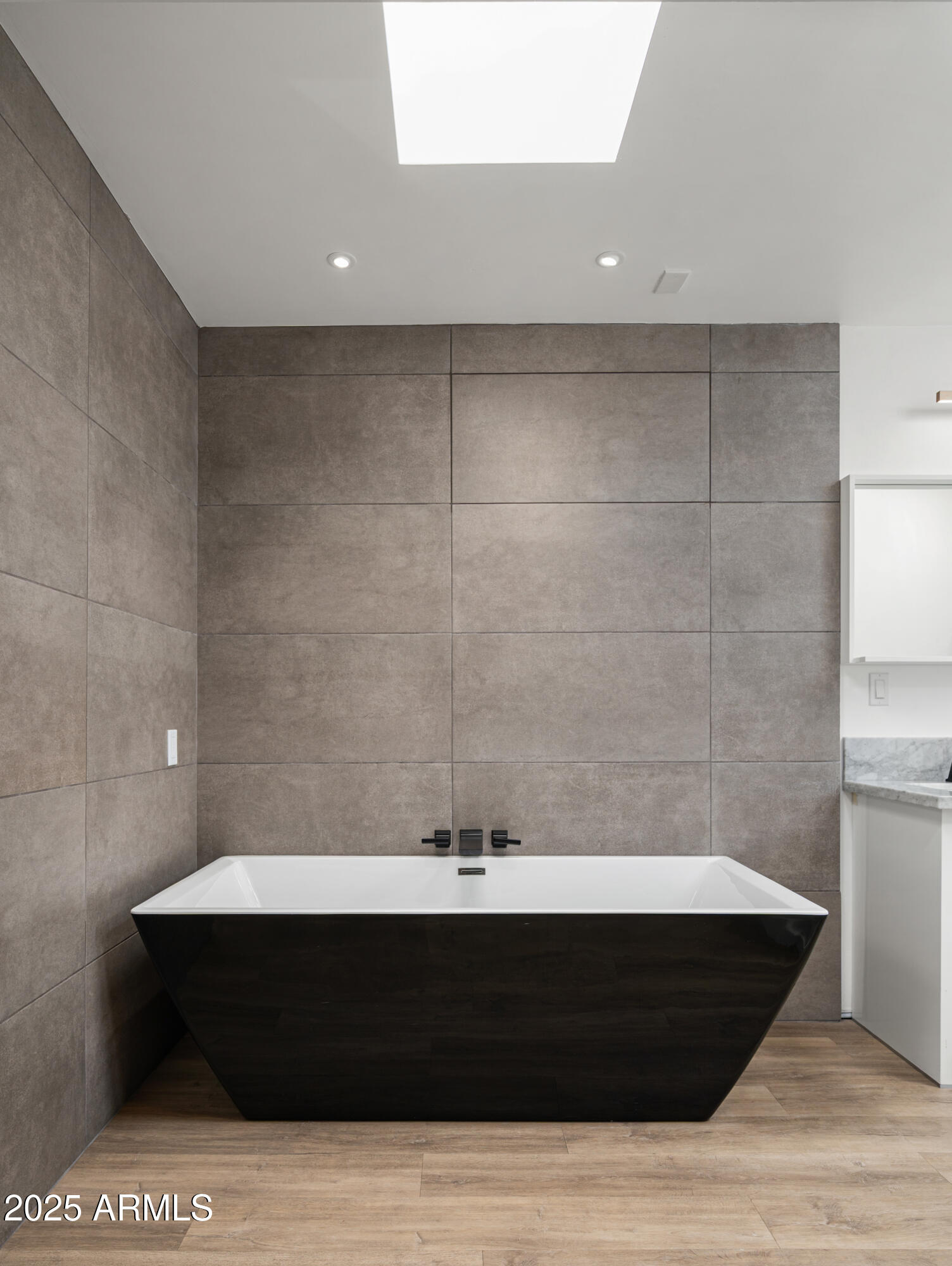 4336 E PICCADILLY Road