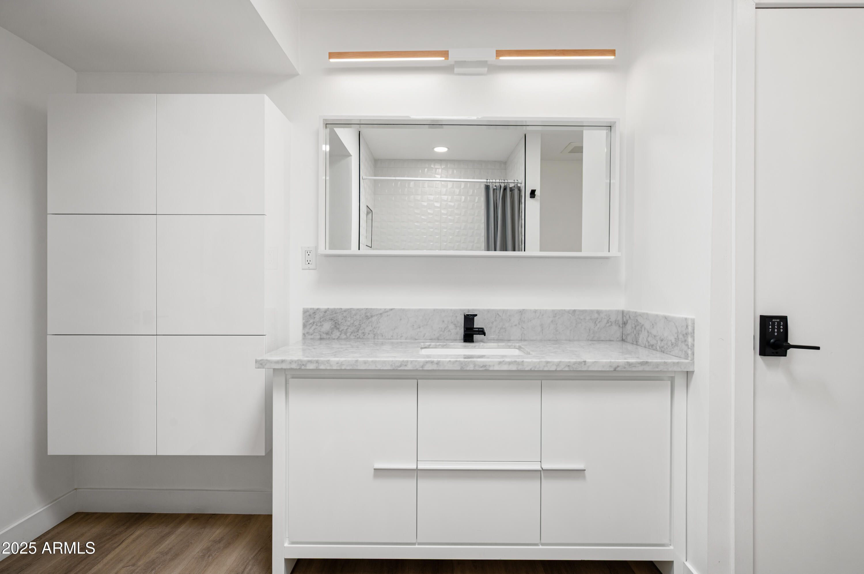 4336 E PICCADILLY Road