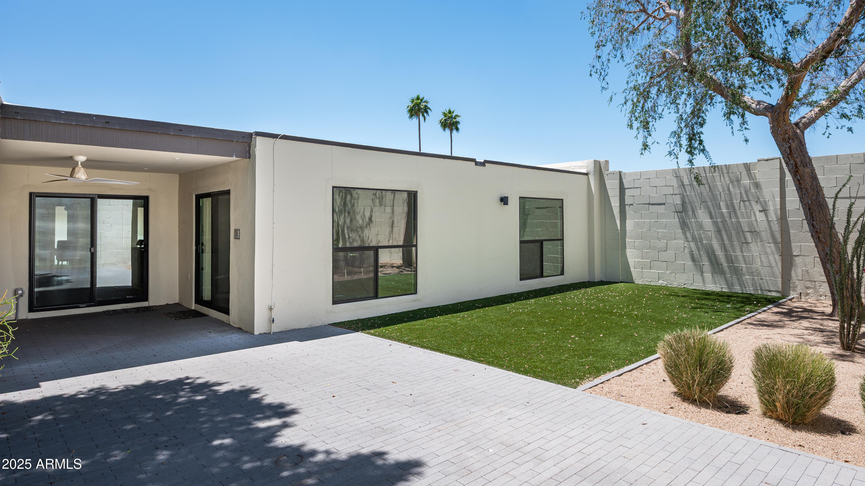 4336 E PICCADILLY Road