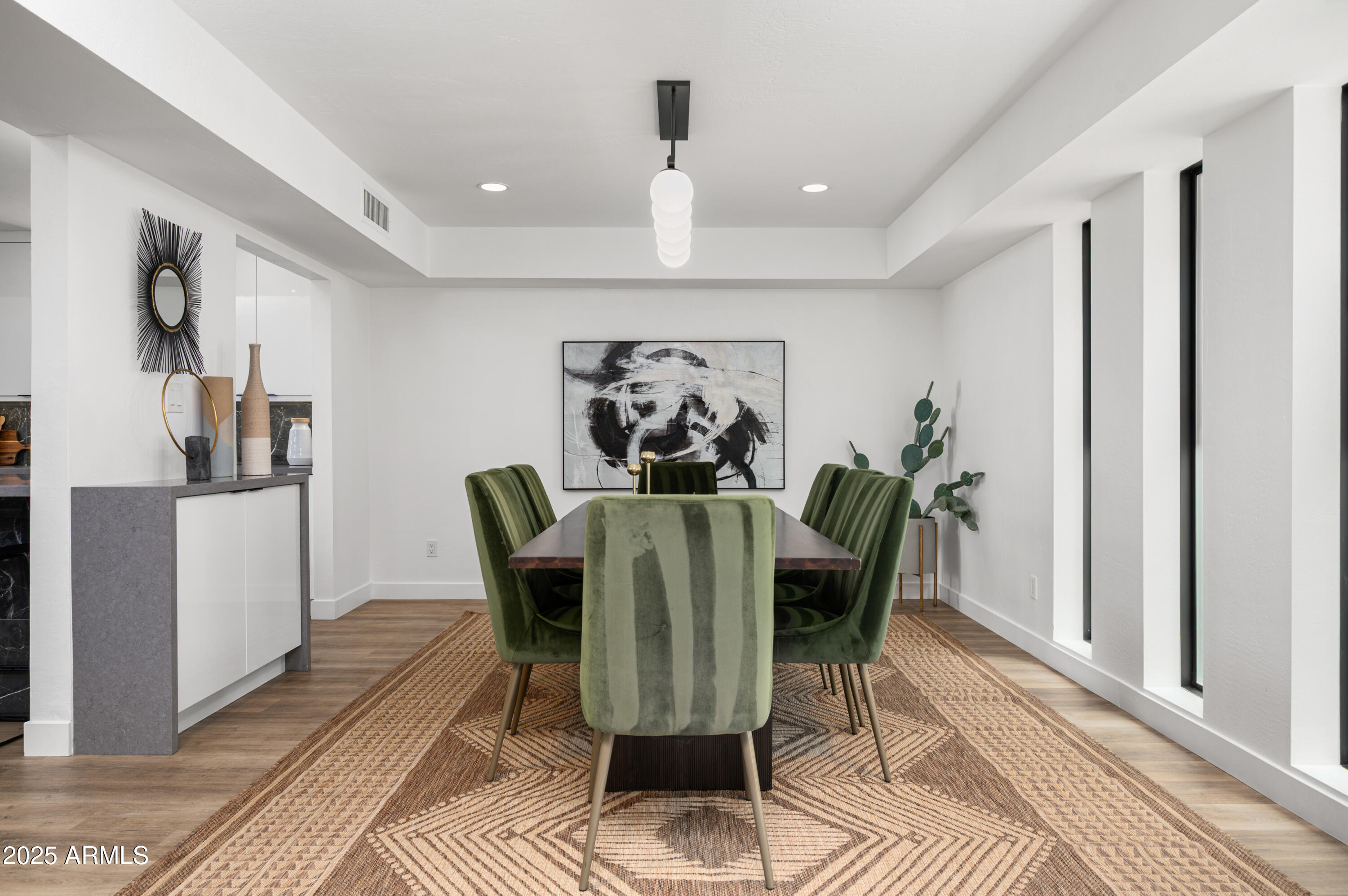 4336 E PICCADILLY Road