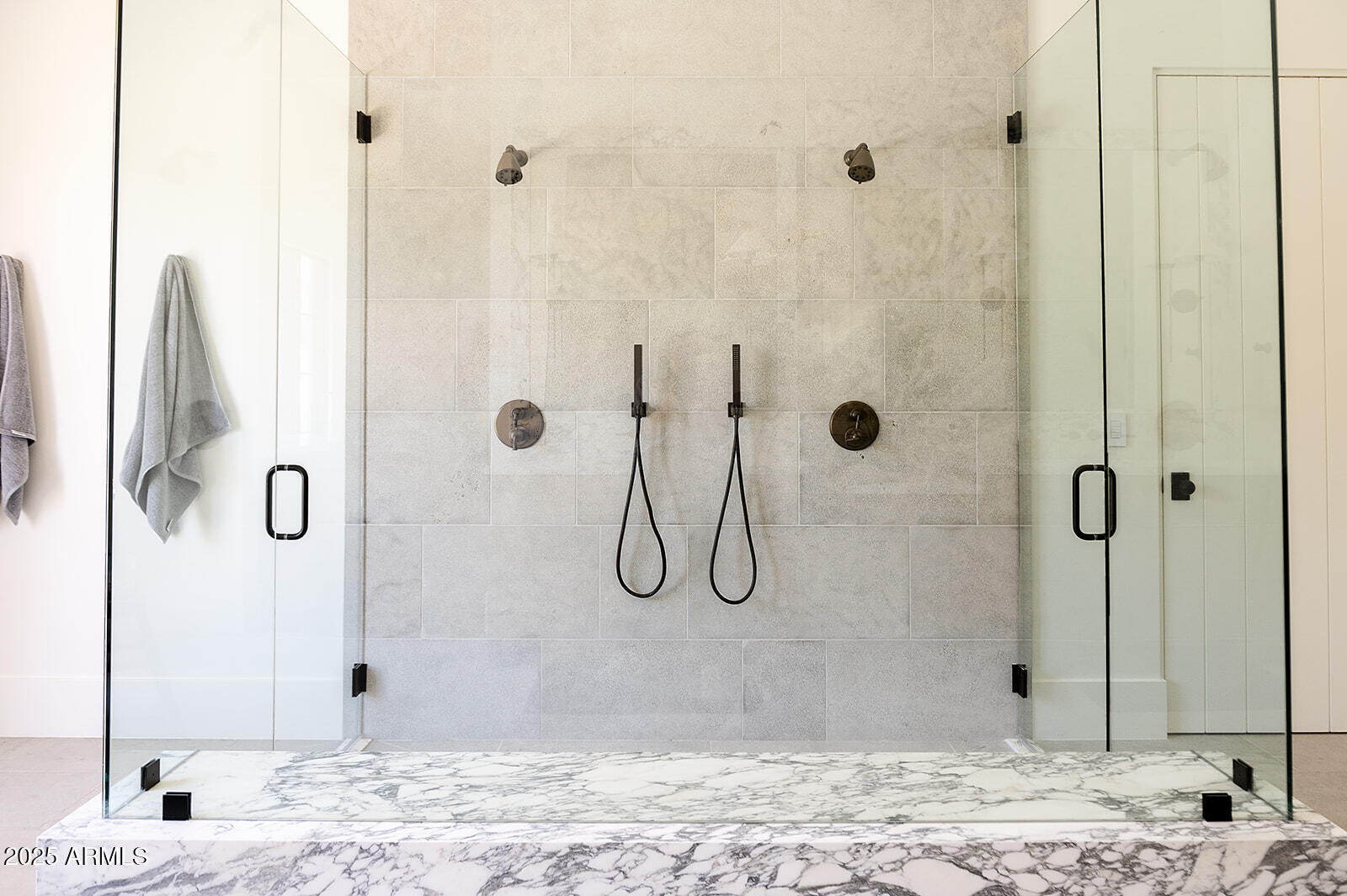 7215 N BLACK ROCK Trail