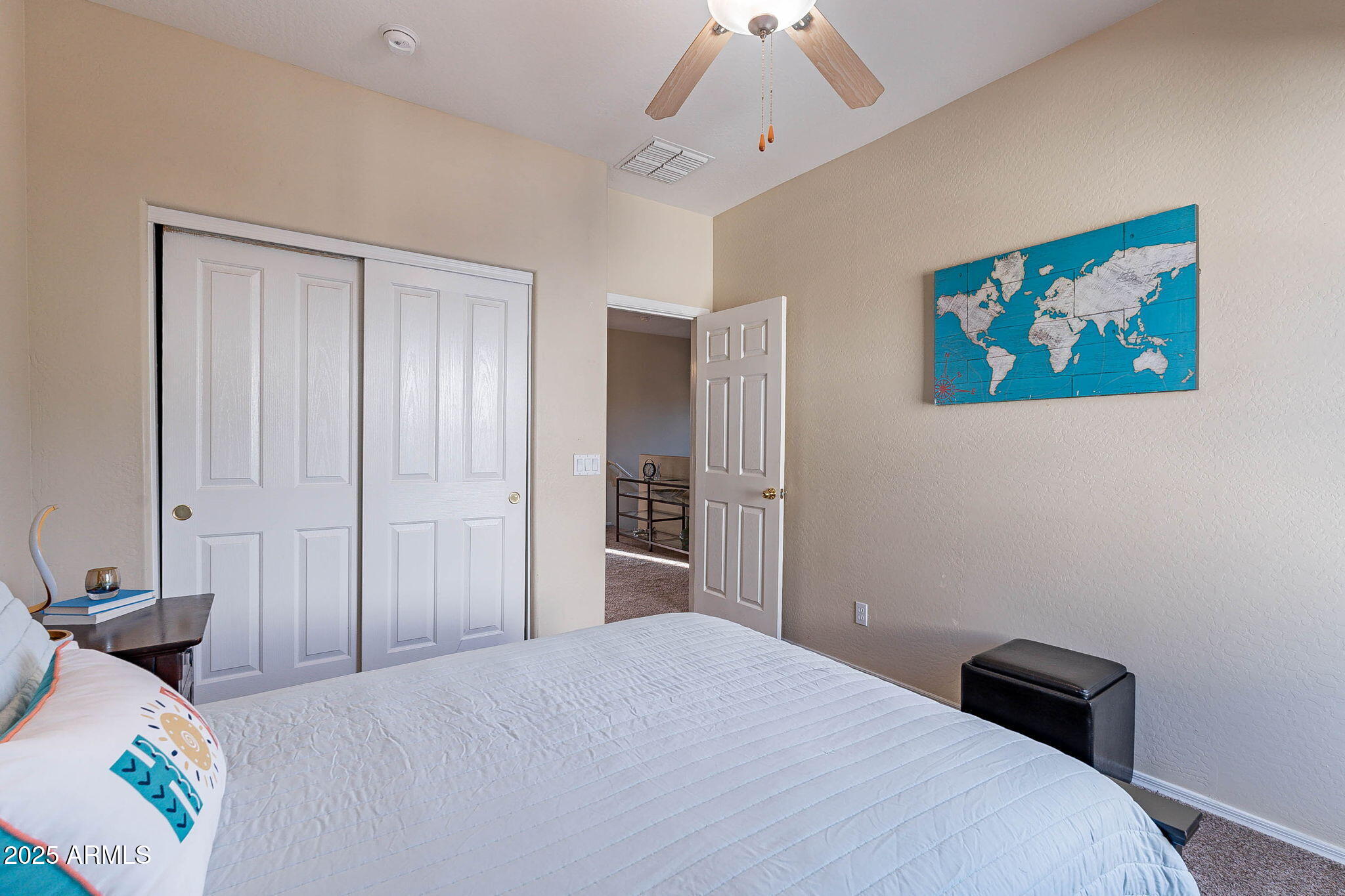 13318 W INDIANOLA Avenue