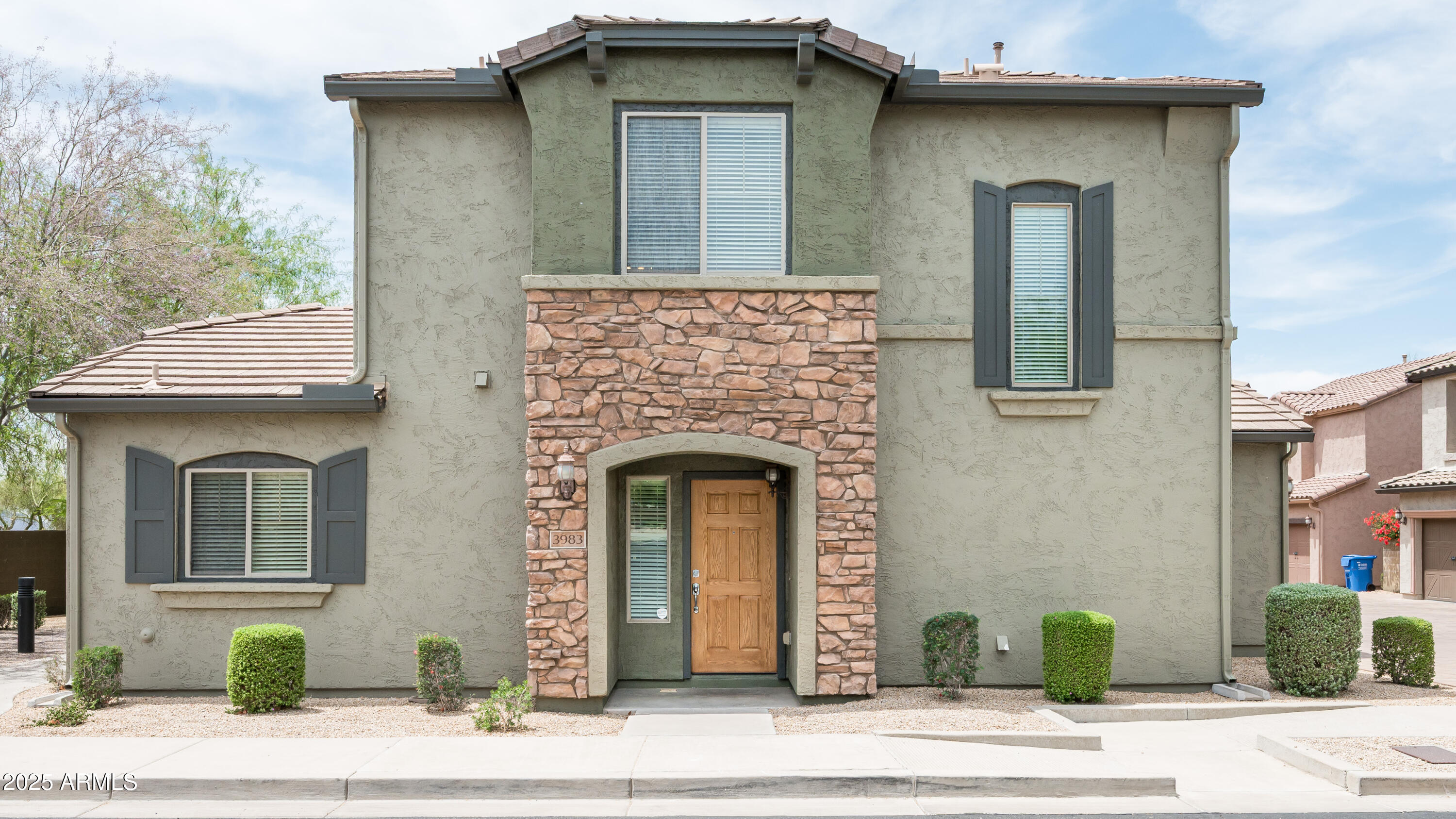 3983 E MELINDA Drive