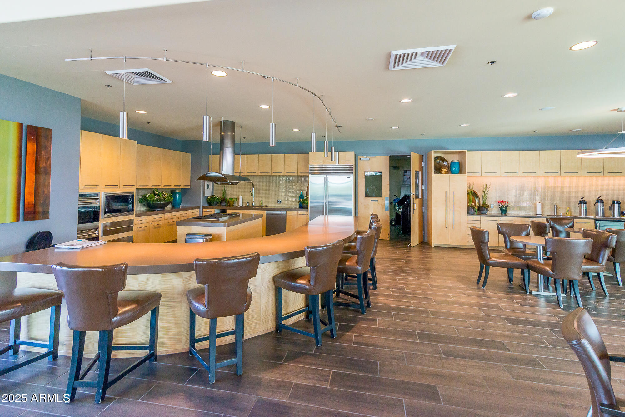 3983 E MELINDA Drive