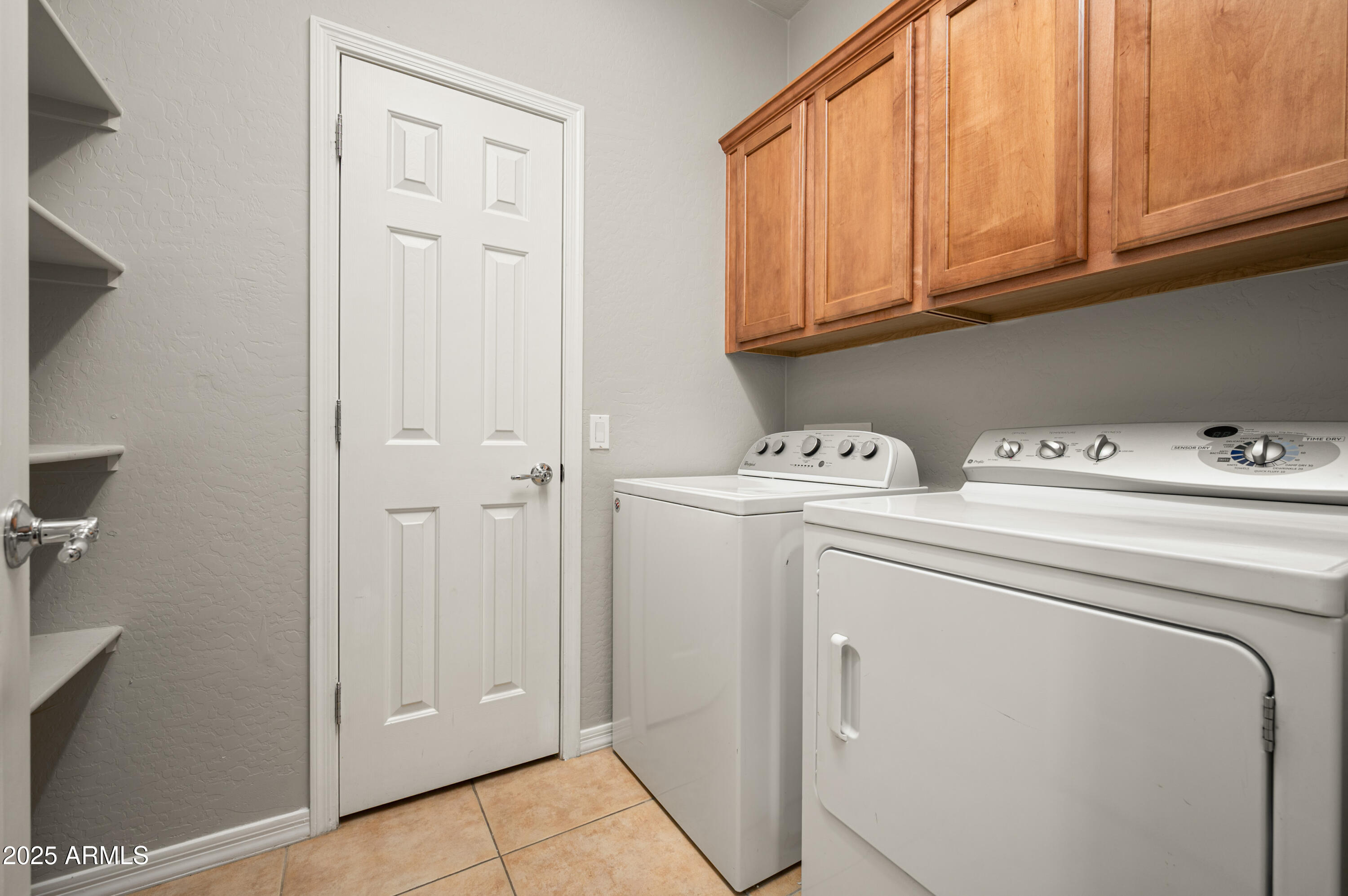 3983 E MELINDA Drive