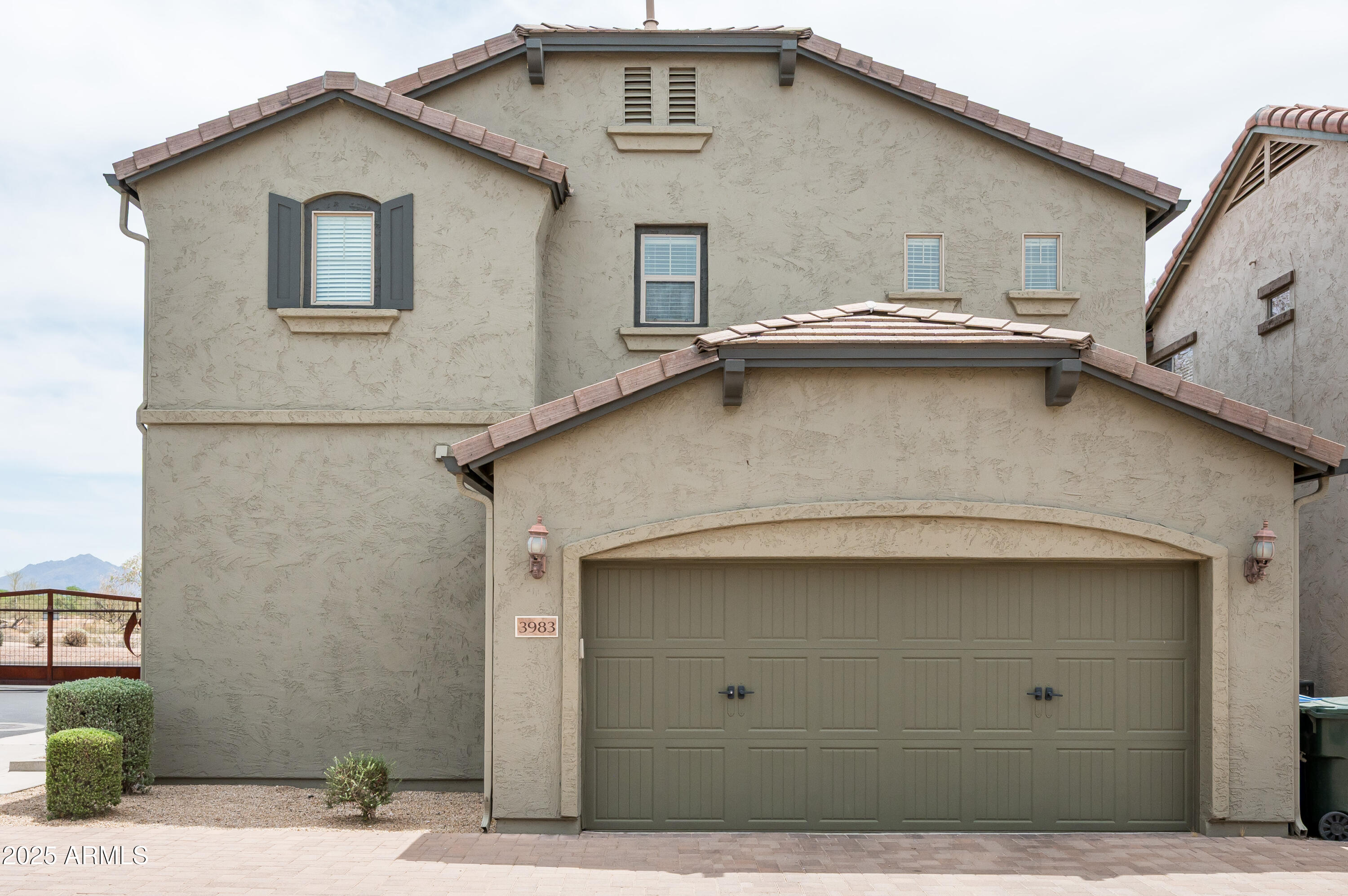 3983 E MELINDA Drive