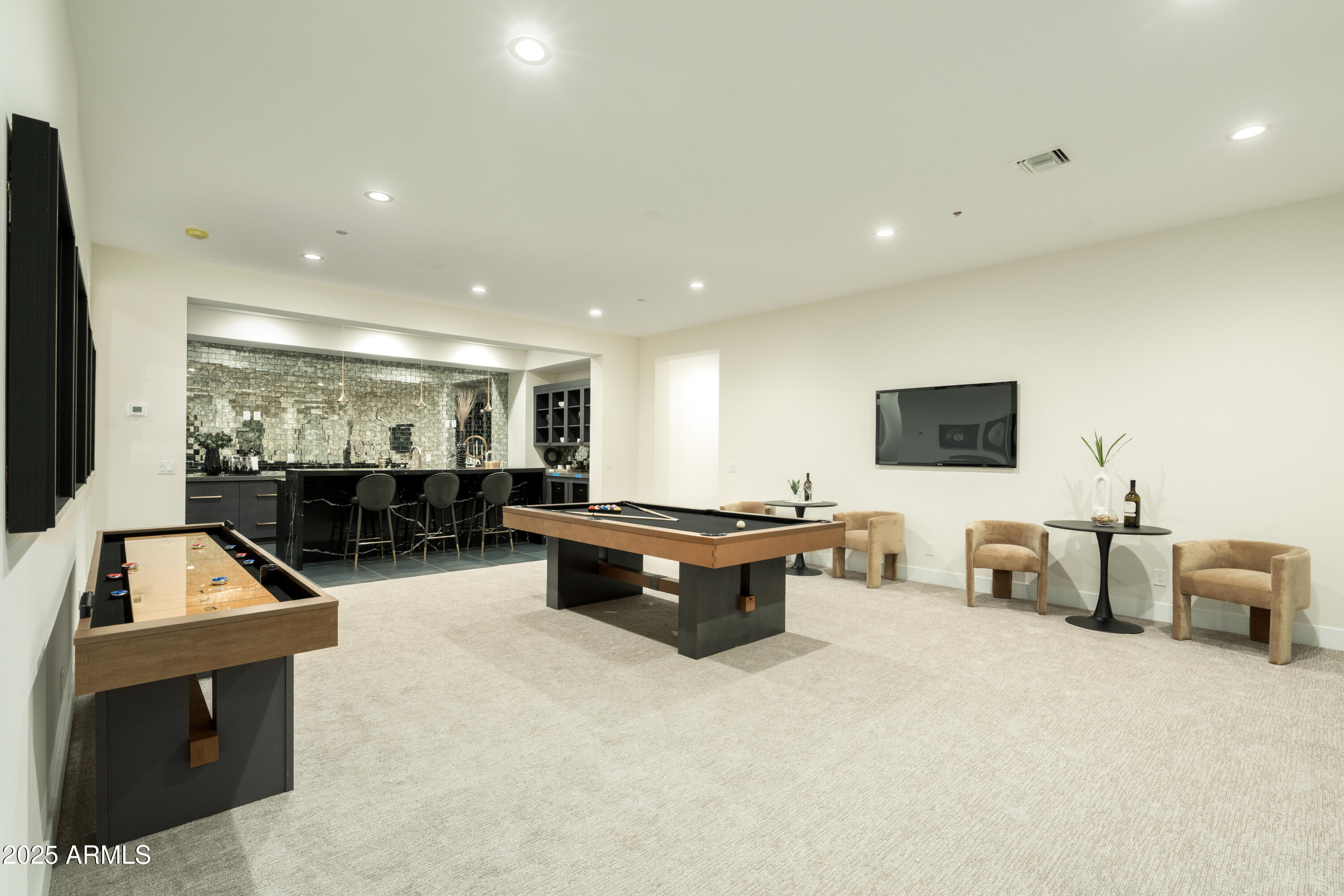 2315 E MINE CREEK Road