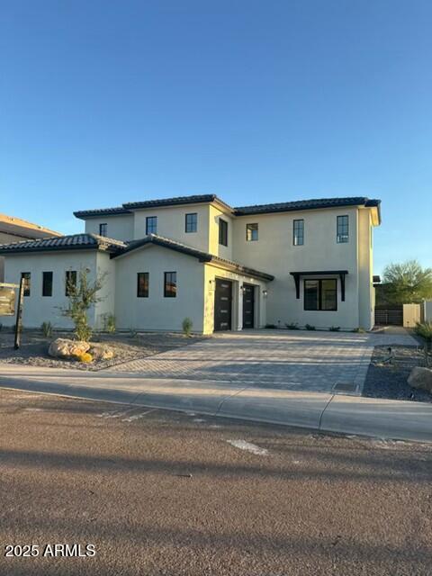 2315 E MINE CREEK Road