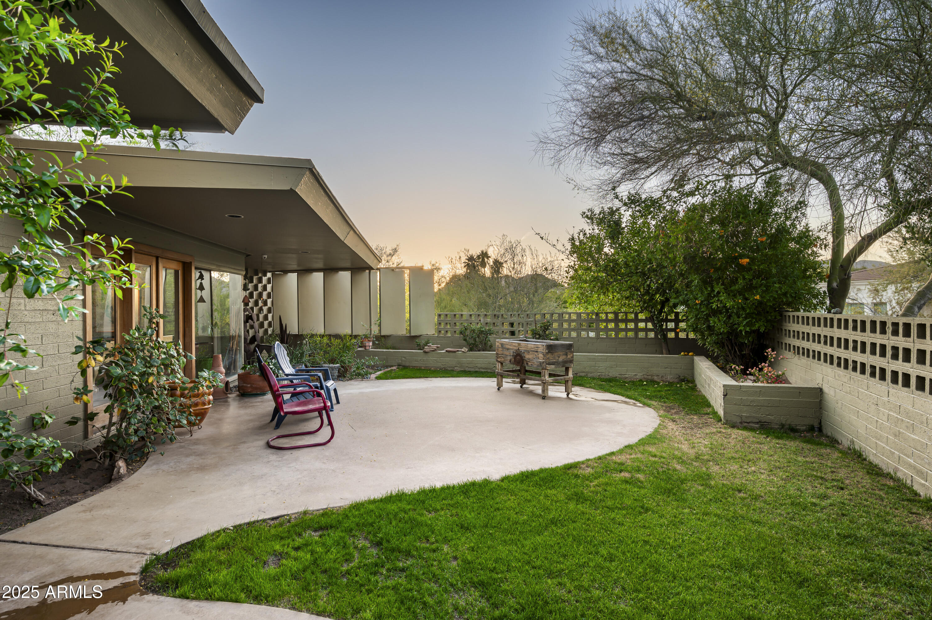 6306 N CAMELBACK MANOR Drive