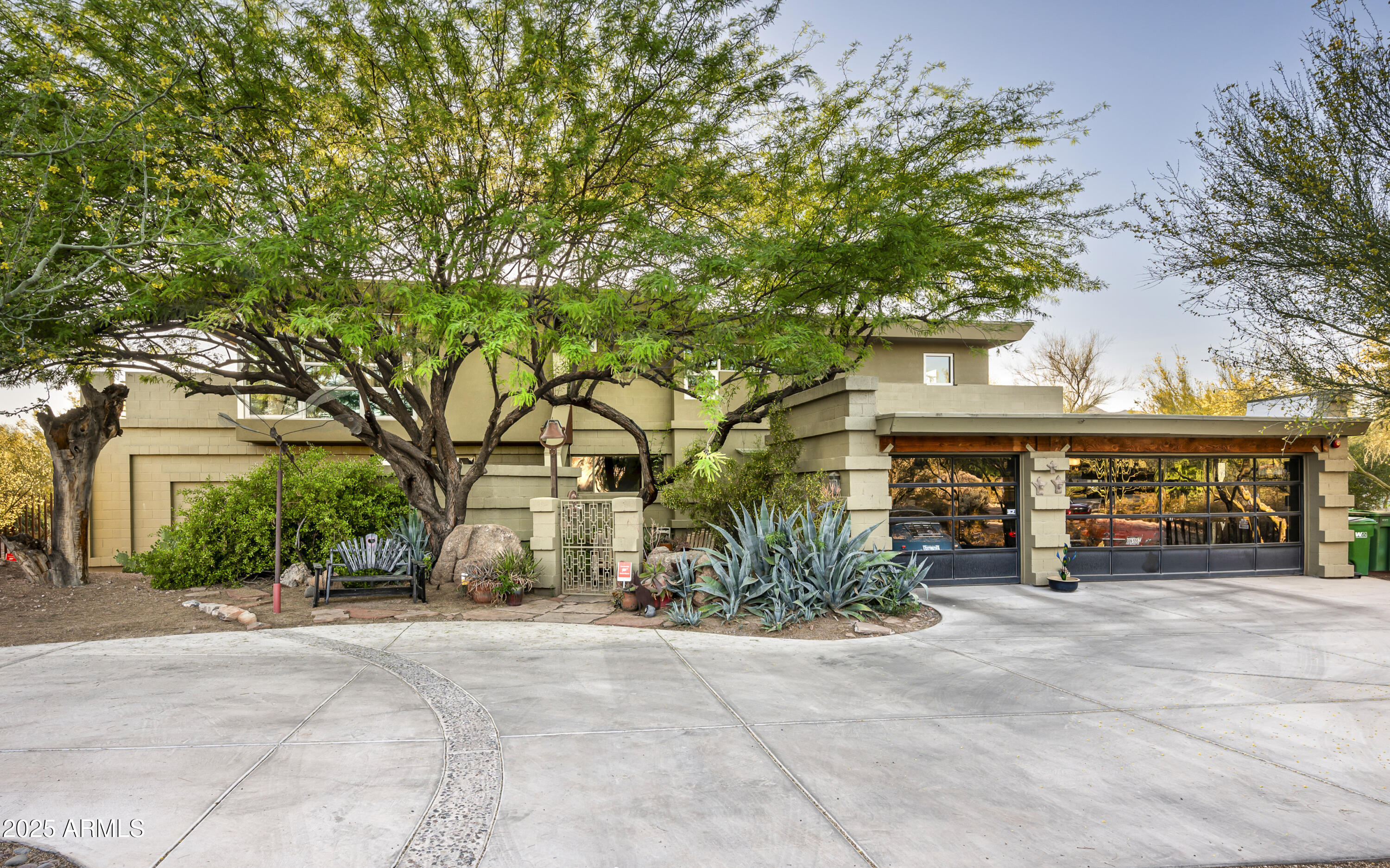 6306 N CAMELBACK MANOR Drive