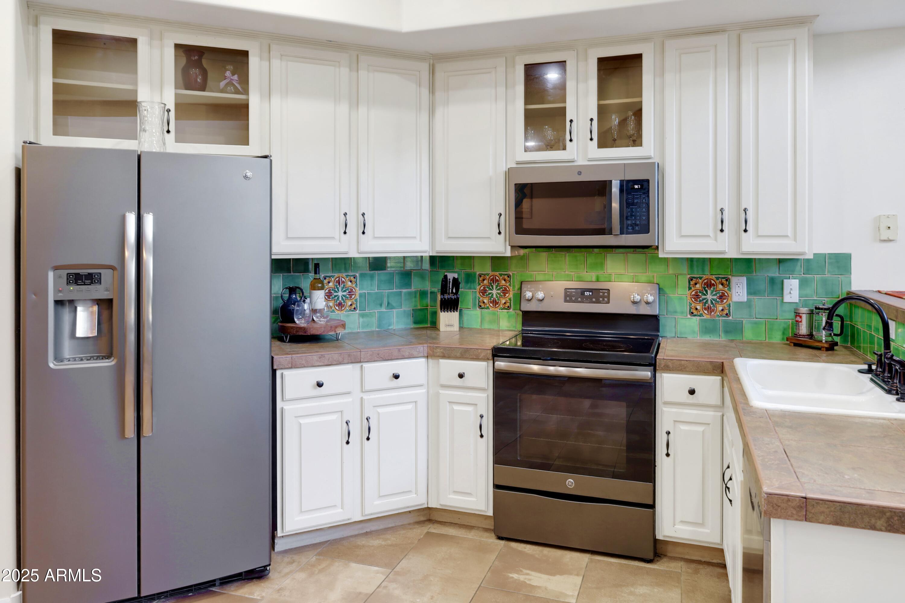 13022 N MOUNTAINSIDE Drive B