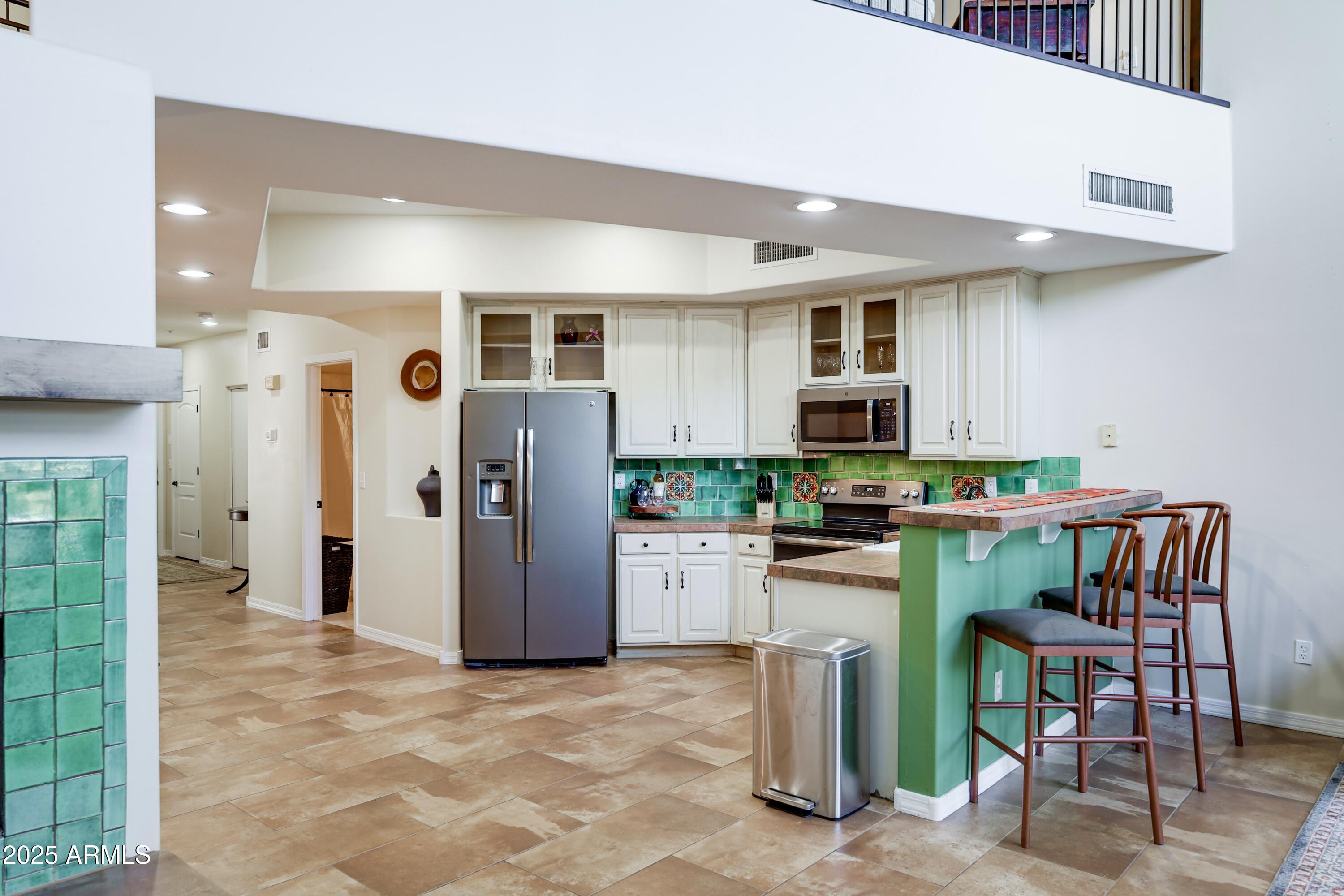 13022 N MOUNTAINSIDE Drive B